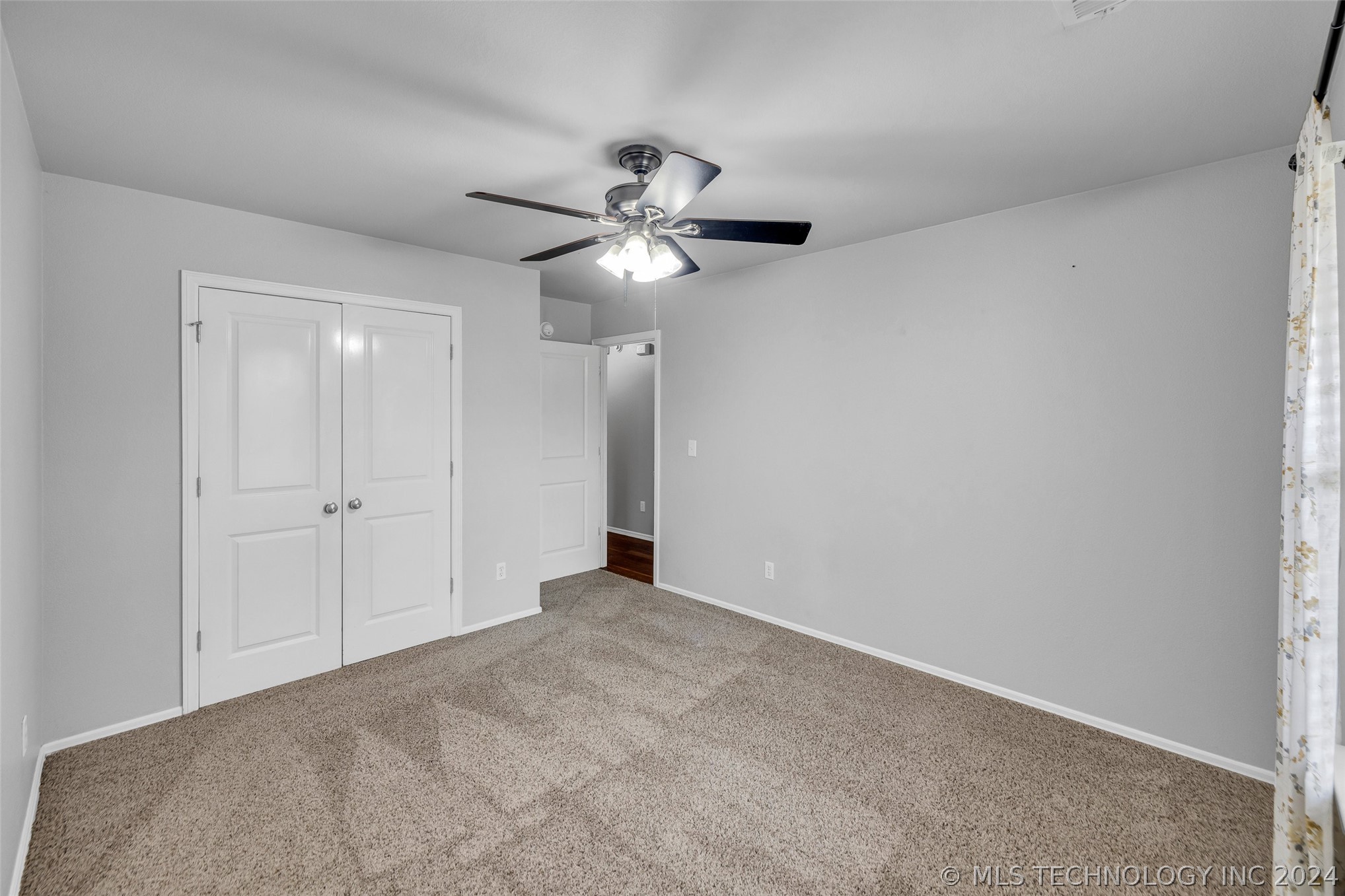 422 W 120th Place S