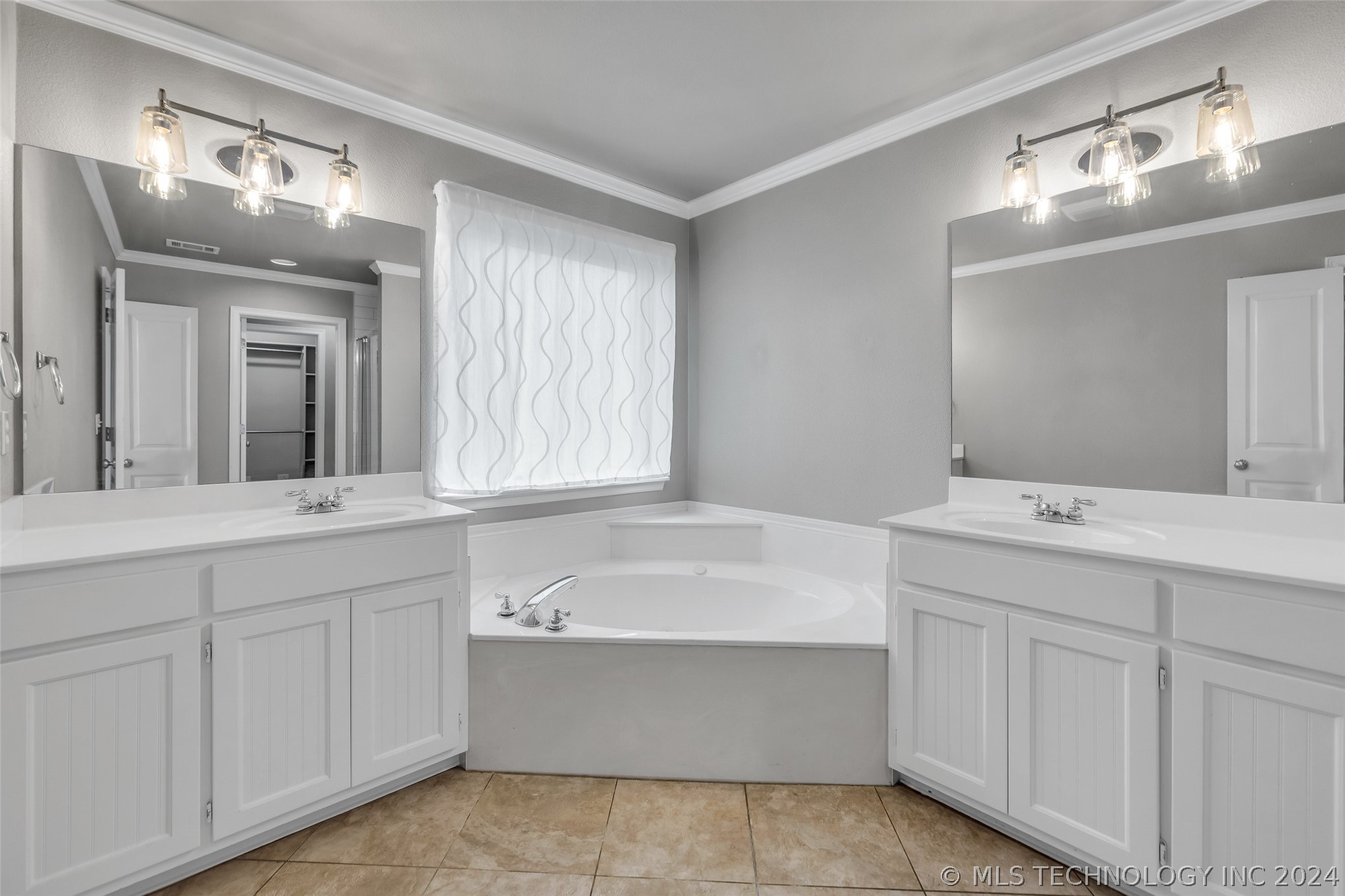 422 W 120th Place S