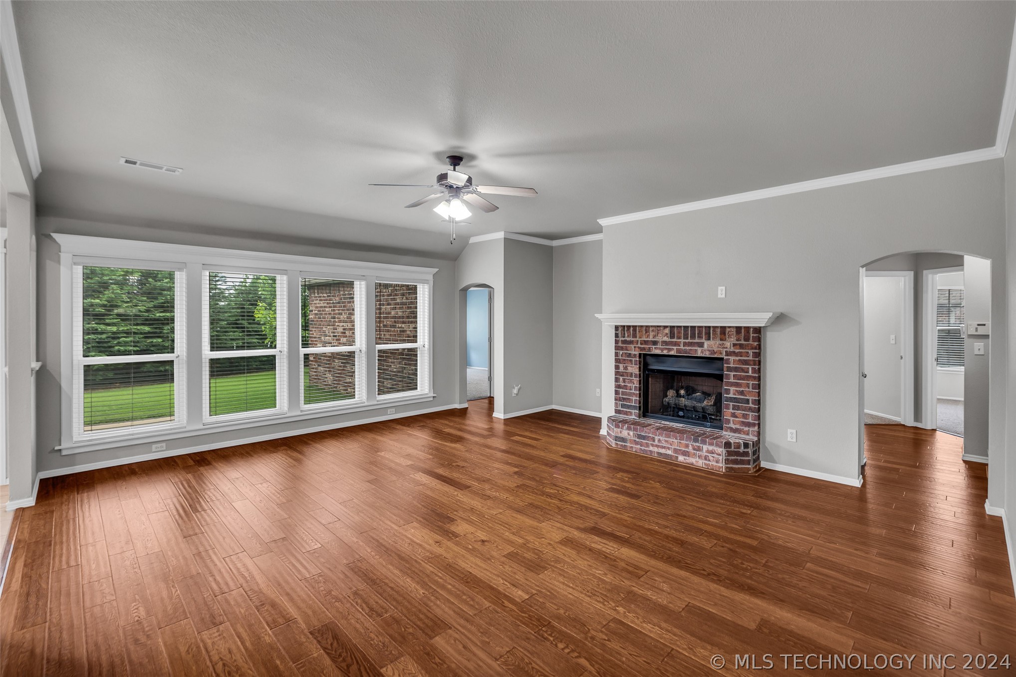 422 W 120th Place S
