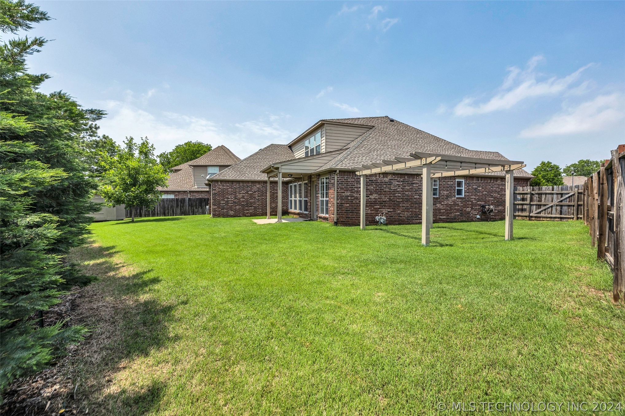 422 W 120th Place S