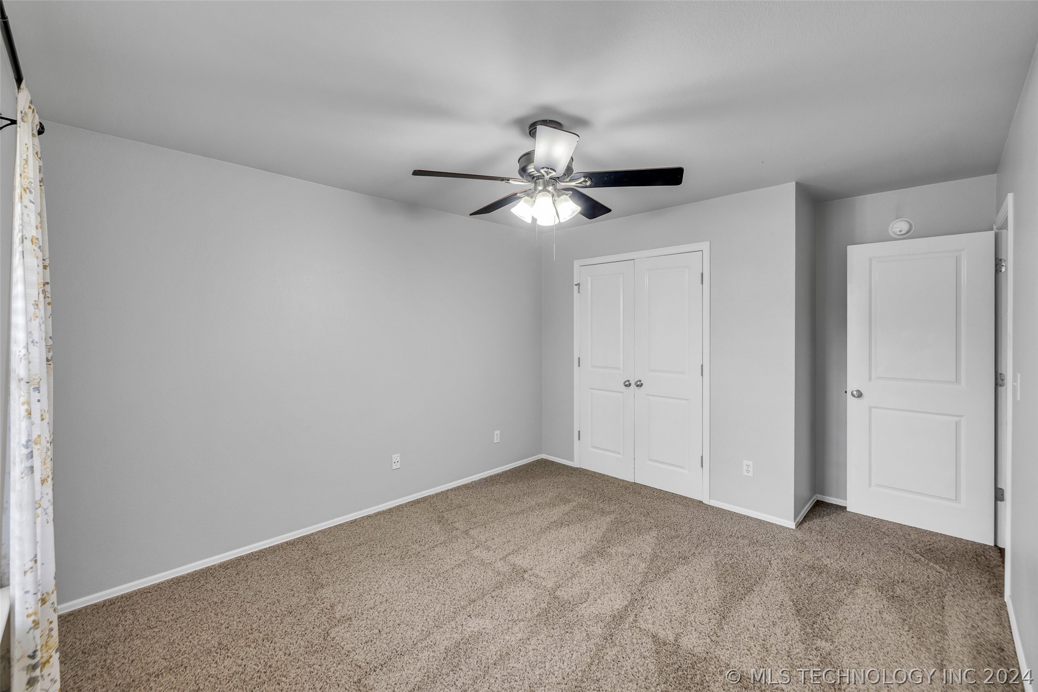 422 W 120th Place S