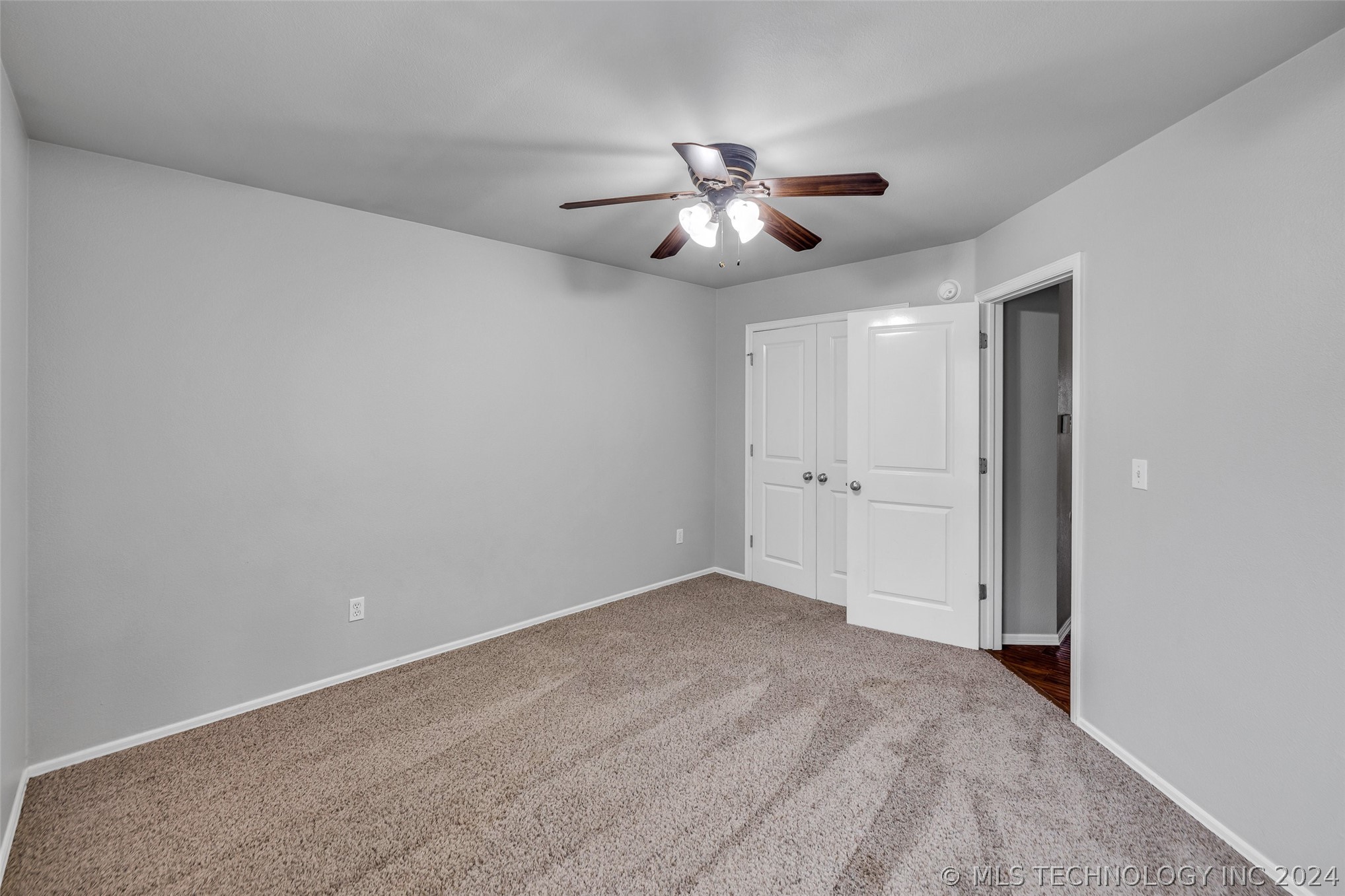 422 W 120th Place S