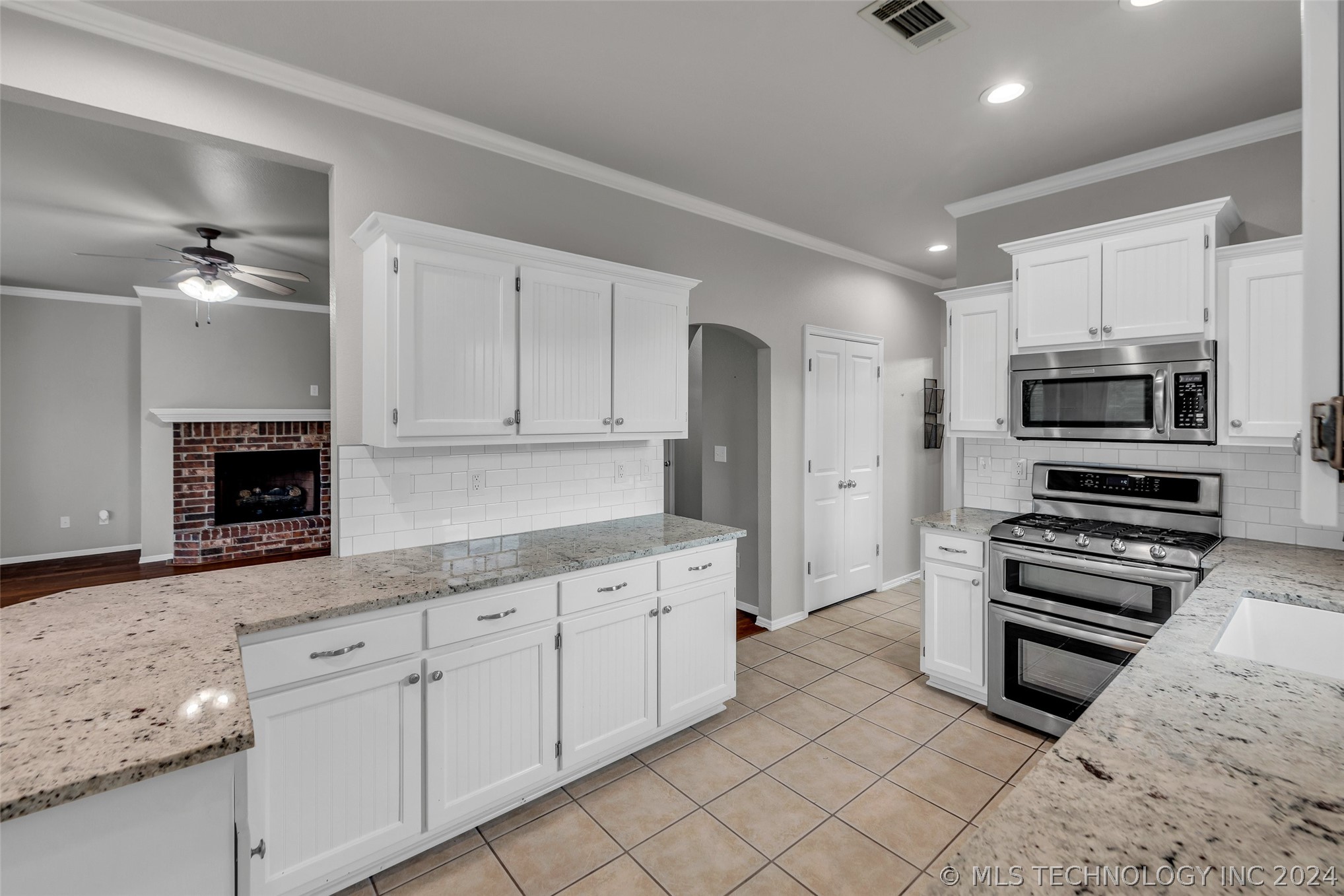 422 W 120th Place S