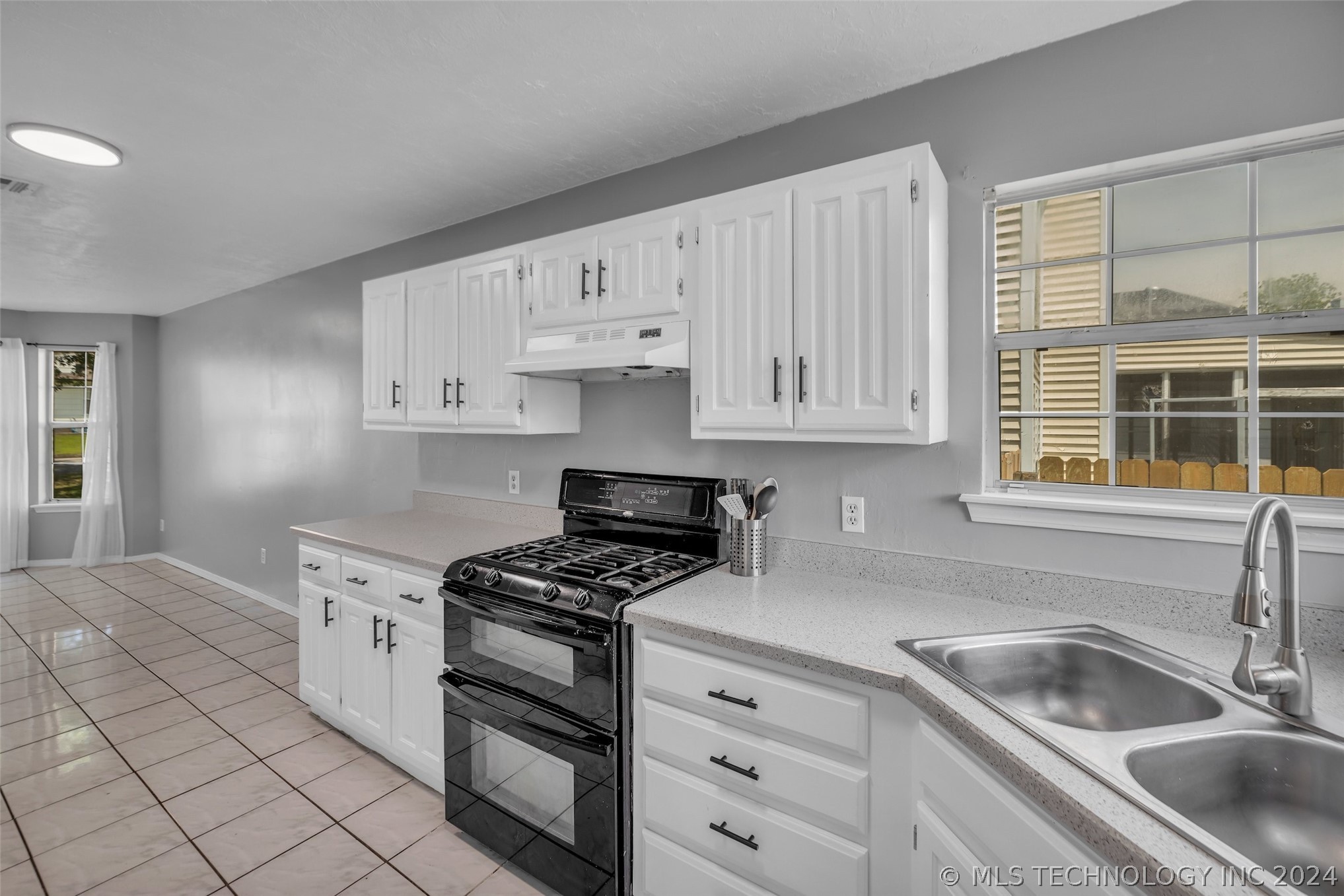 6151 S 28th West Avenue