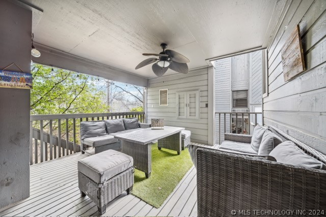 7439 S Winston Place