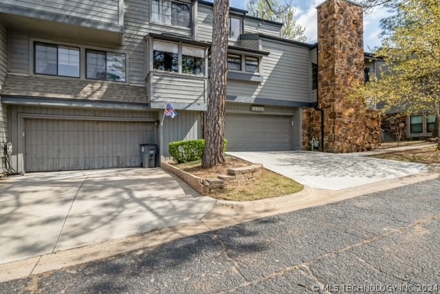 7439 S Winston Place