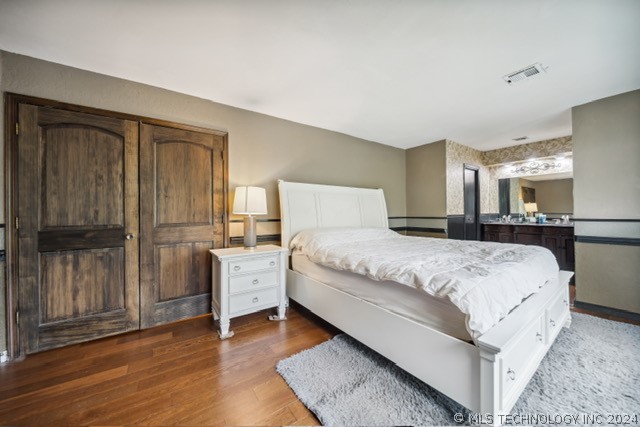 7439 S Winston Place