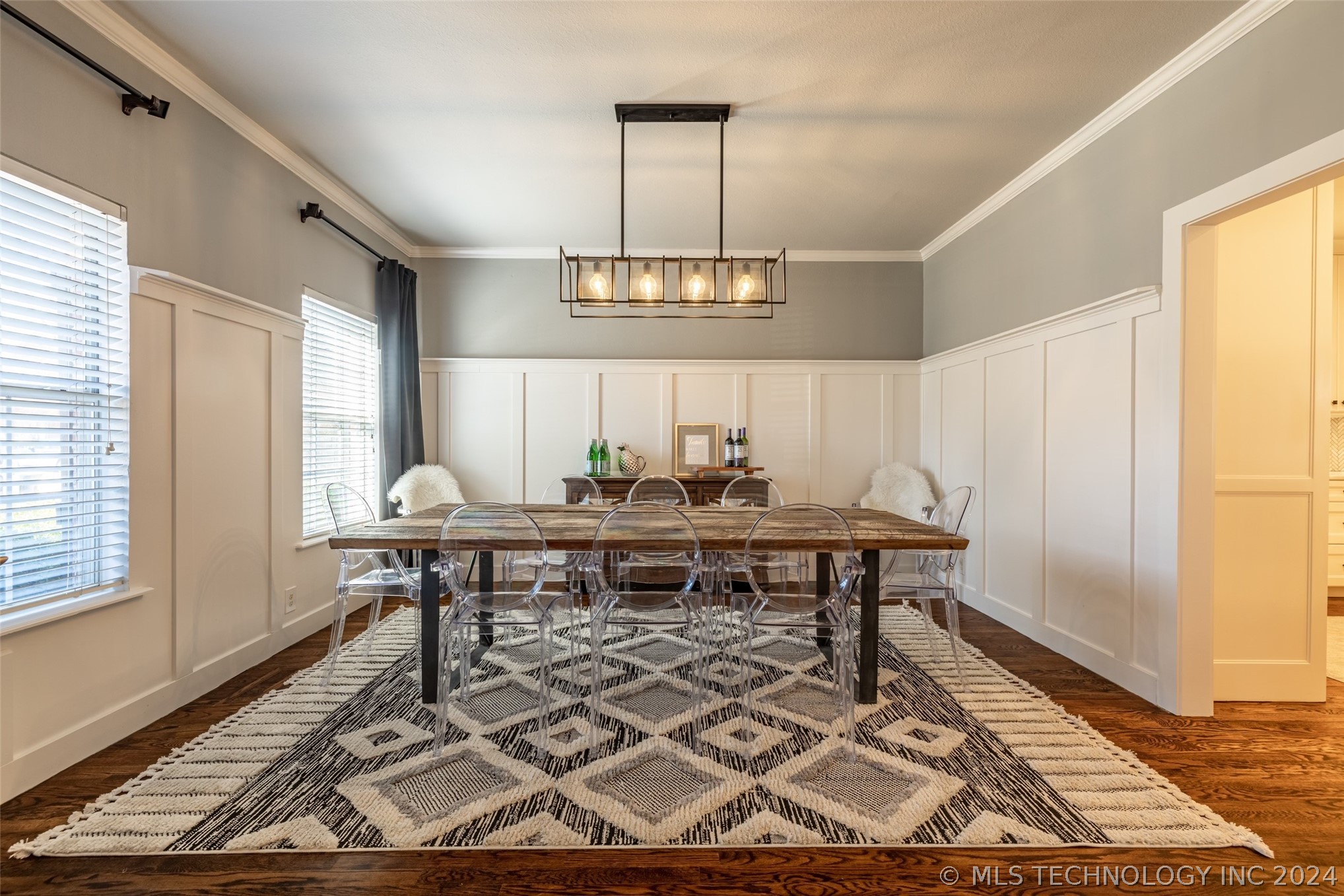 10927 S Canton Avenue