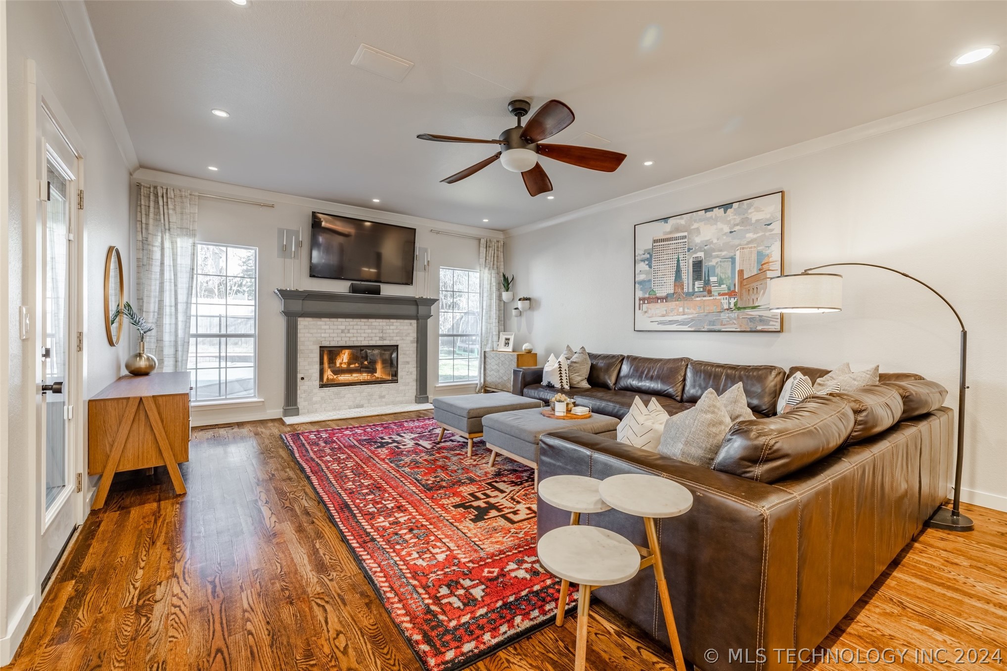 10927 S Canton Avenue