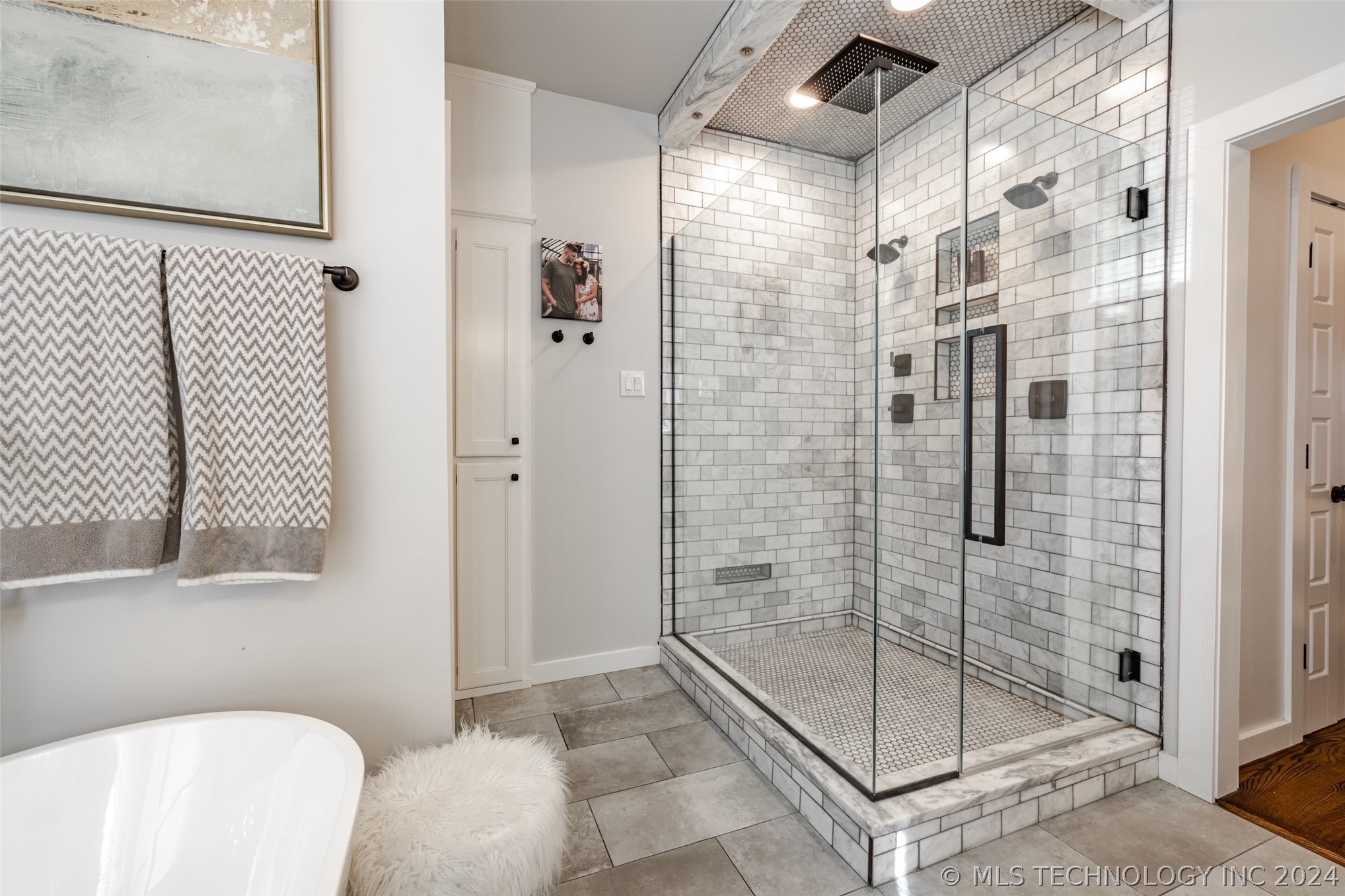 10927 S Canton Avenue