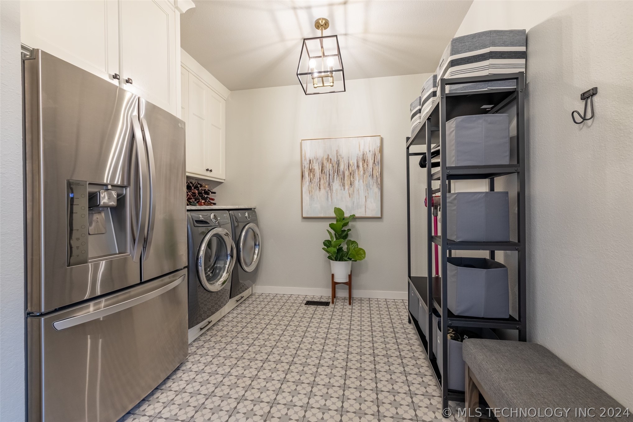 10927 S Canton Avenue