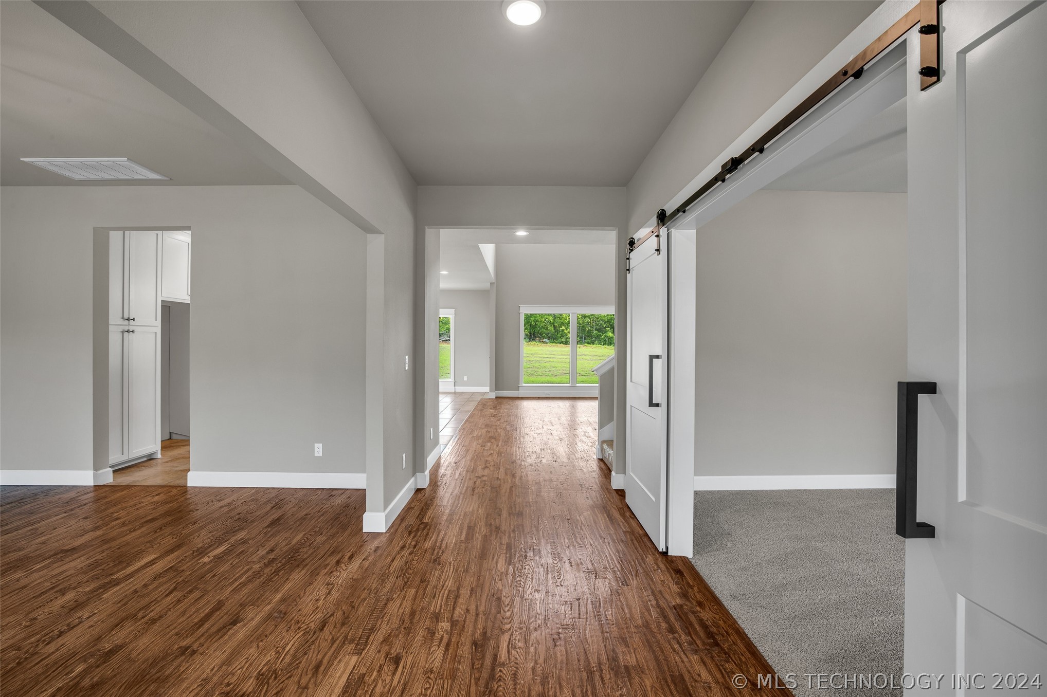 128 Pelican Point Place