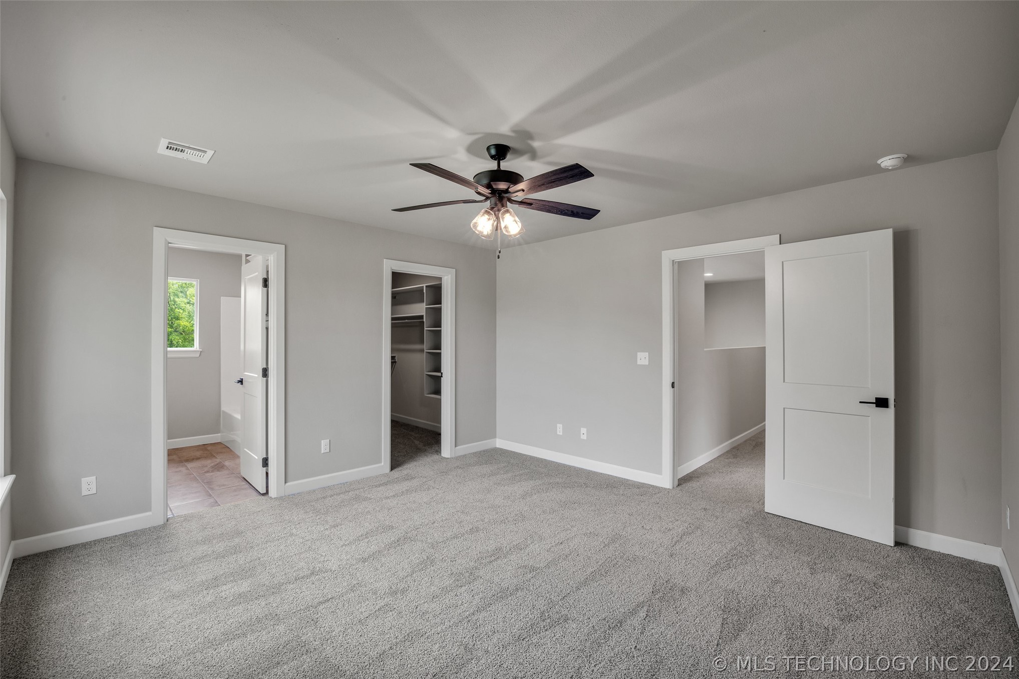 128 Pelican Point Place