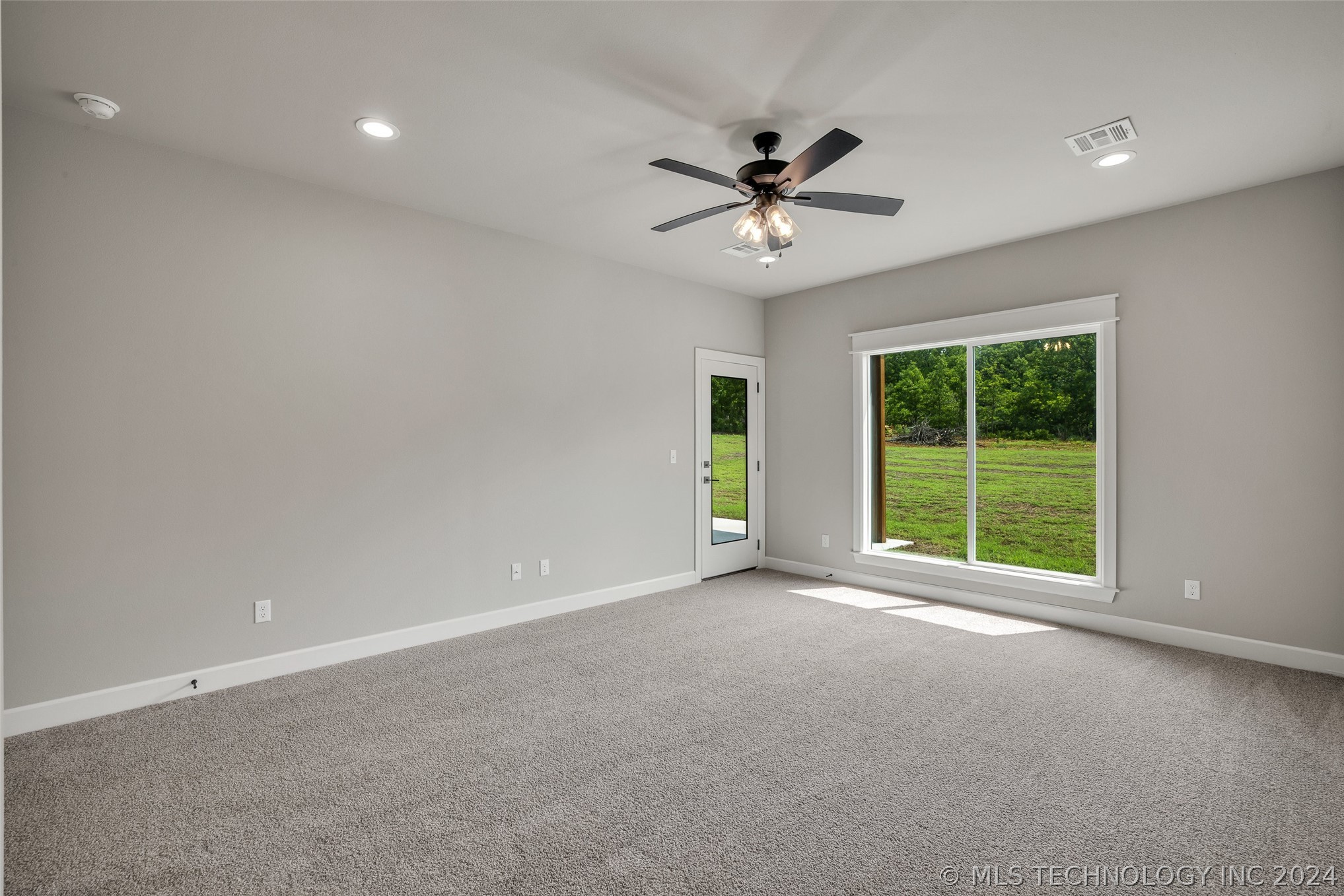 128 Pelican Point Place