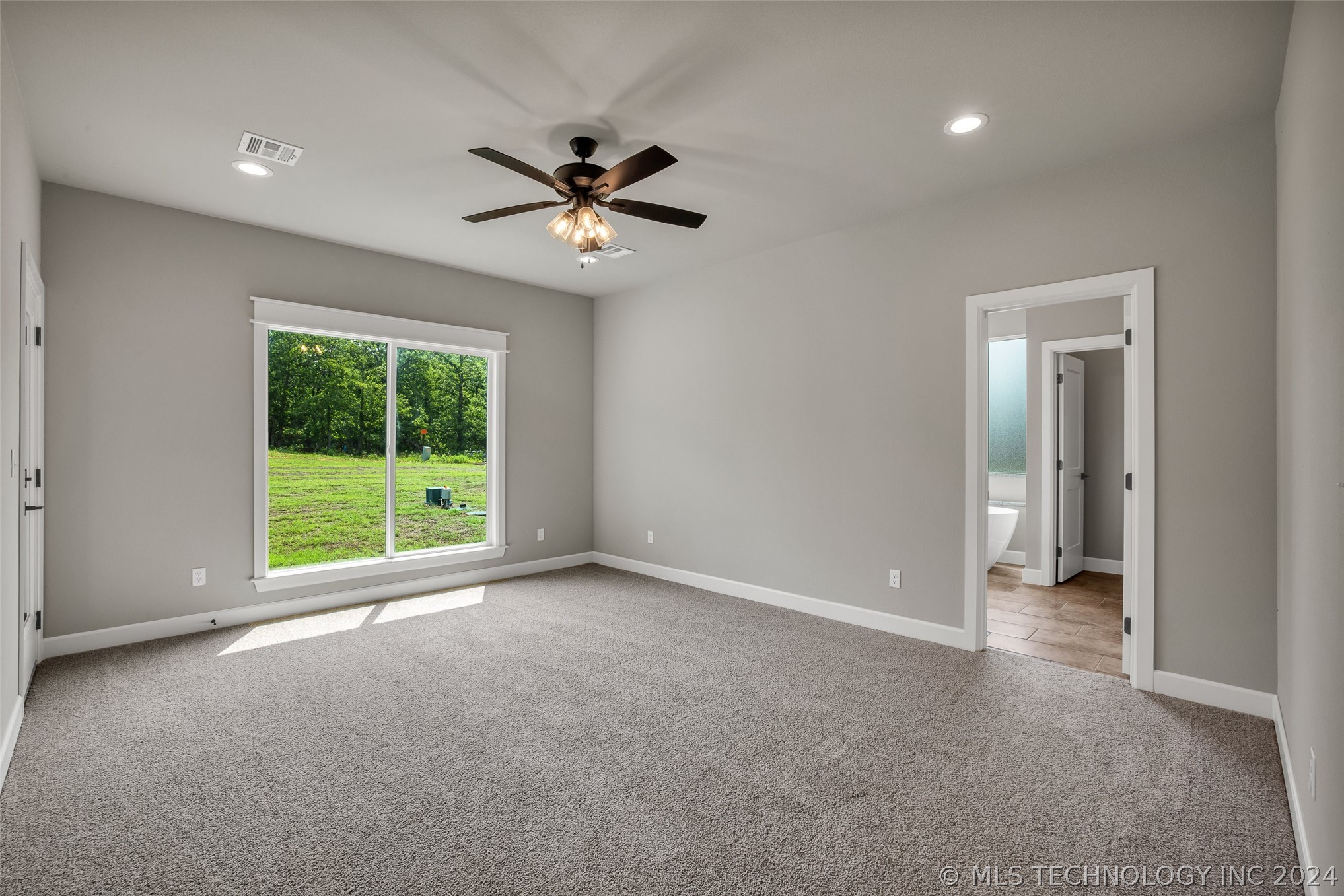 128 Pelican Point Place