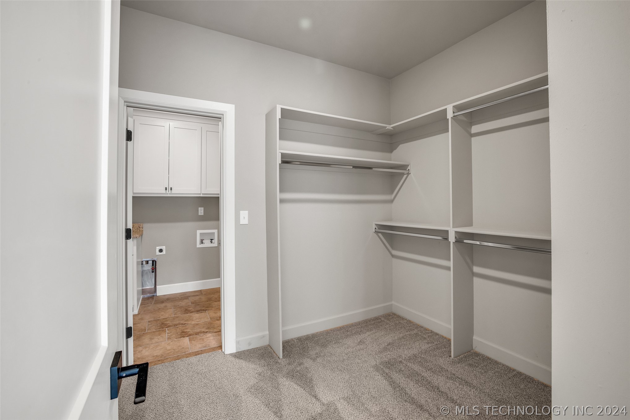 128 Pelican Point Place