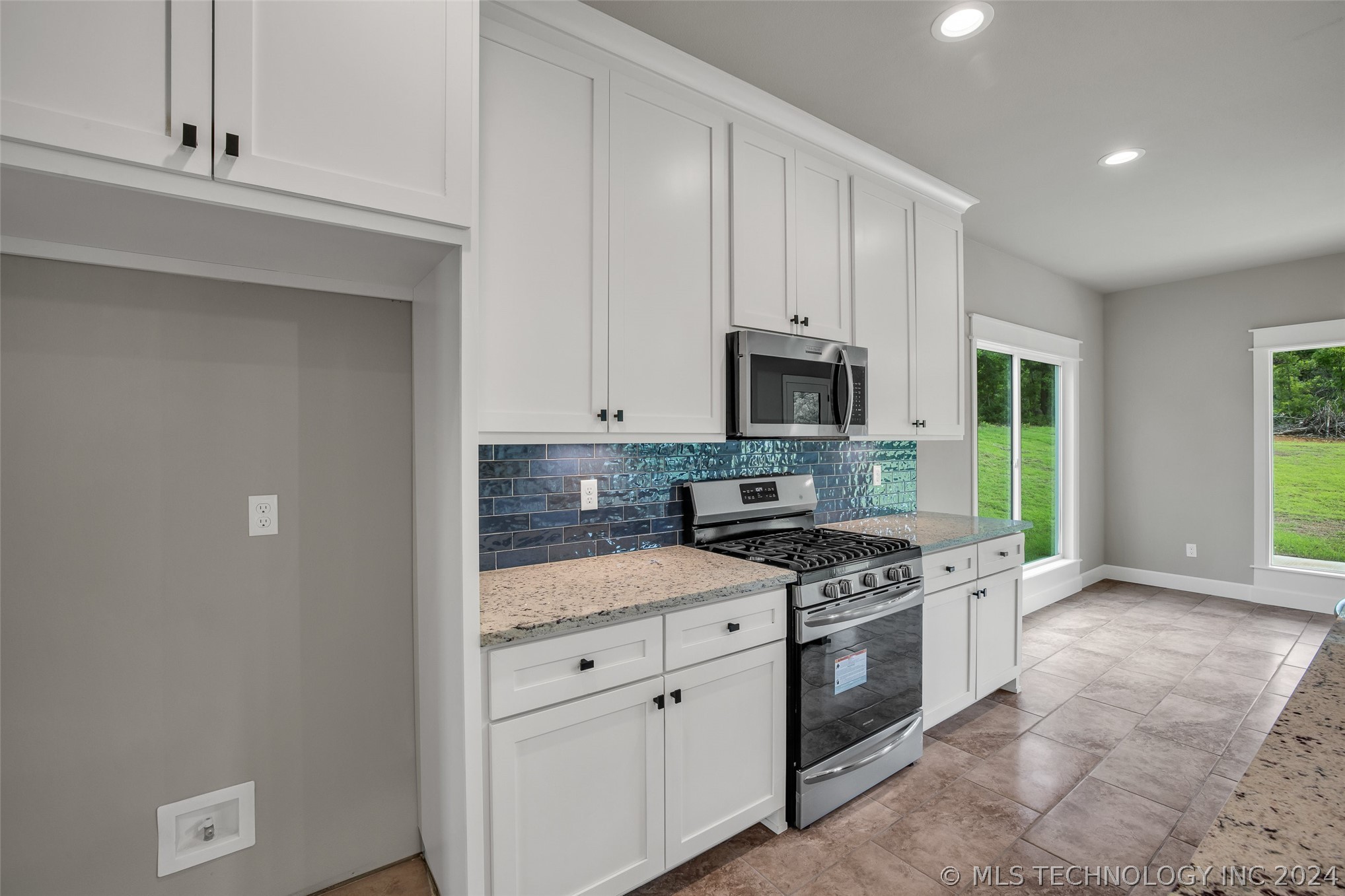 128 Pelican Point Place