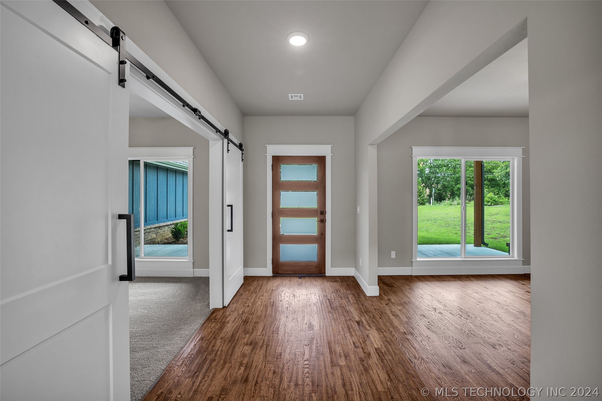 128 Pelican Point Place