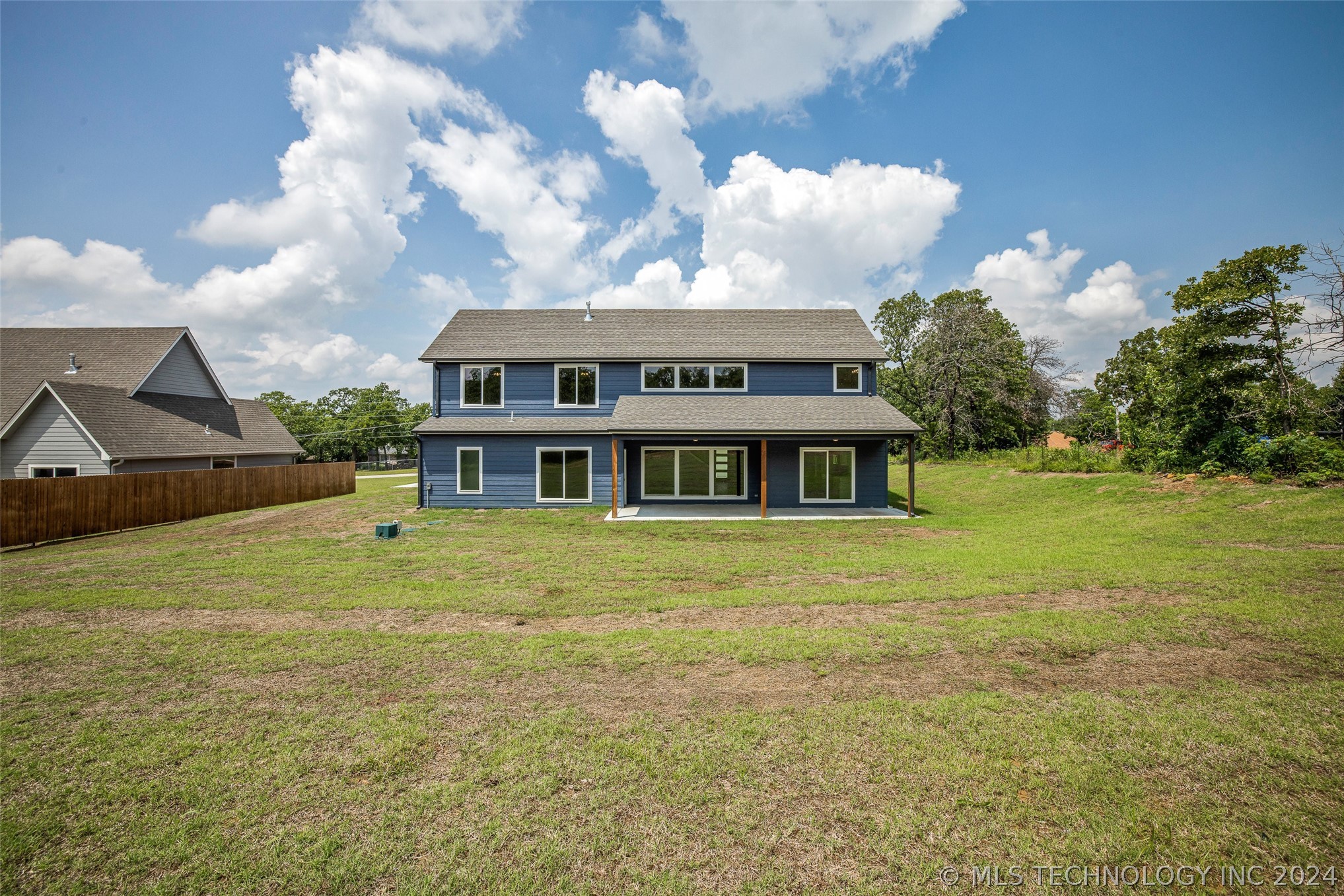 128 Pelican Point Place