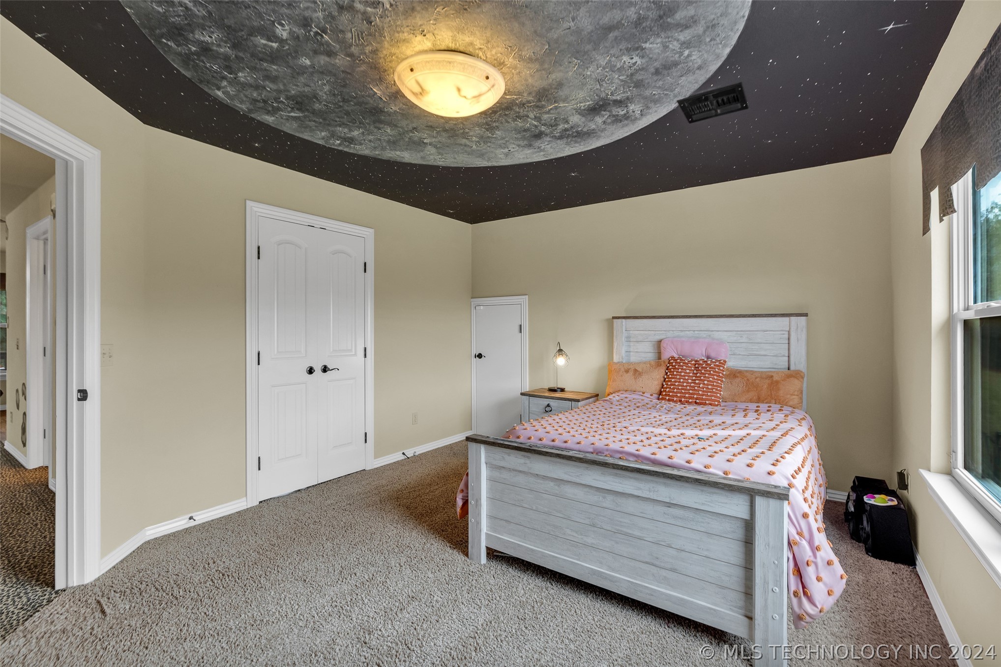 1500 S Possum Trak Street