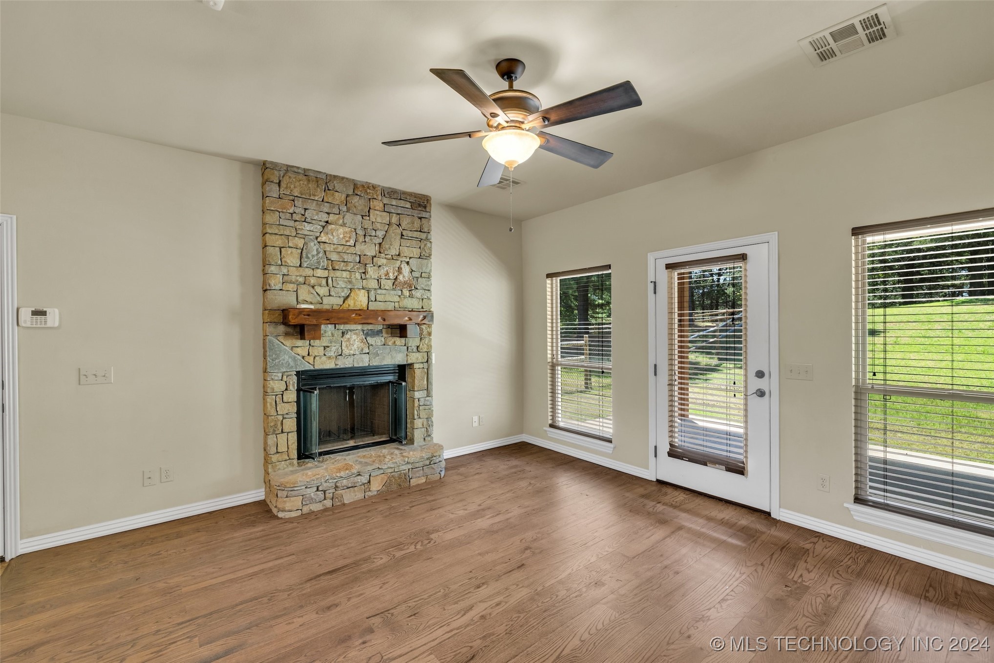 1500 S Possum Trak Street