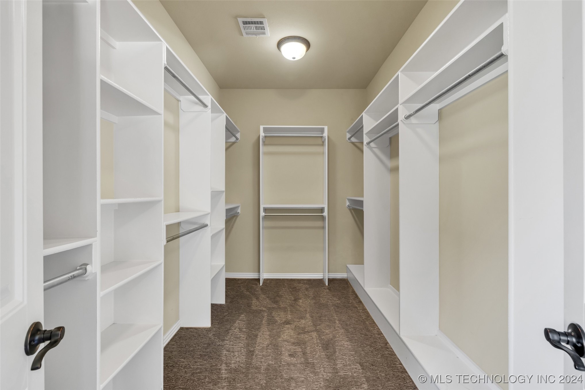 1500 S Possum Trak Street