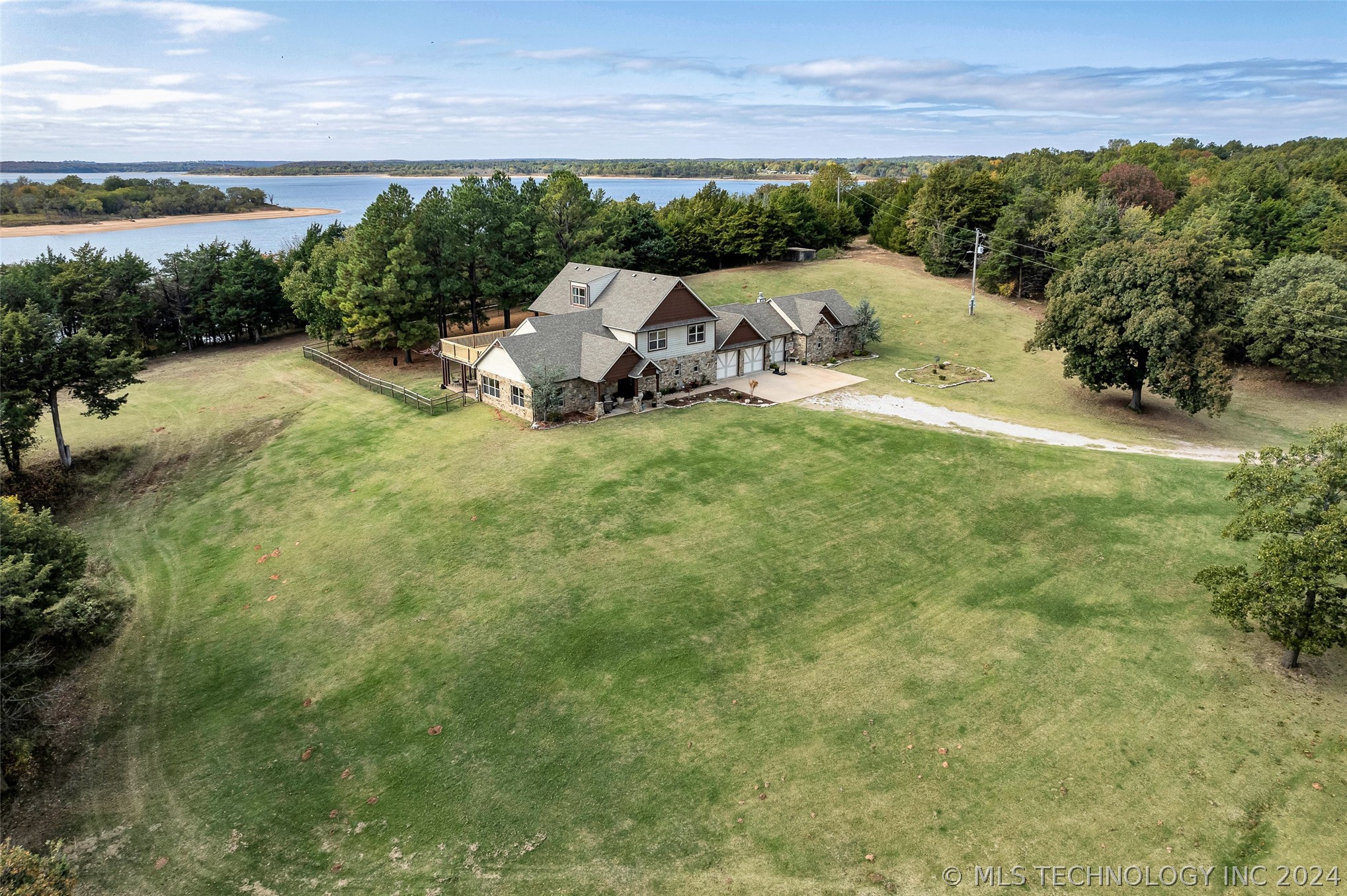 1500 S Possum Trak Street