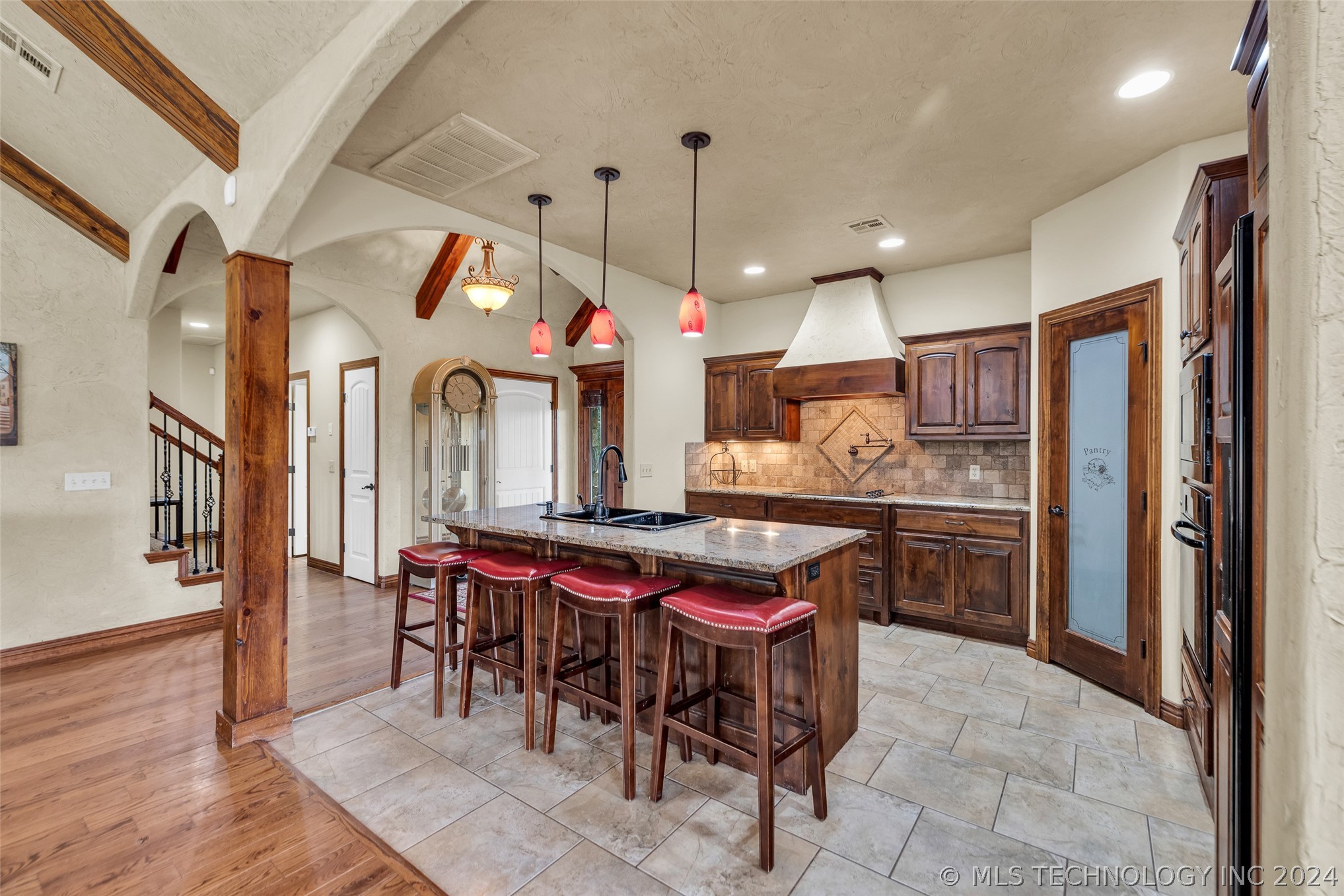 1500 S Possum Trak Street