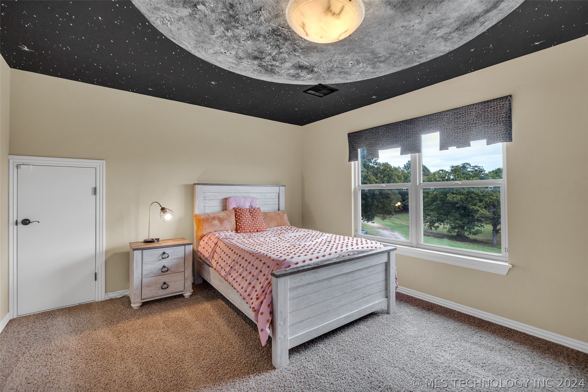 1500 S Possum Trak Street