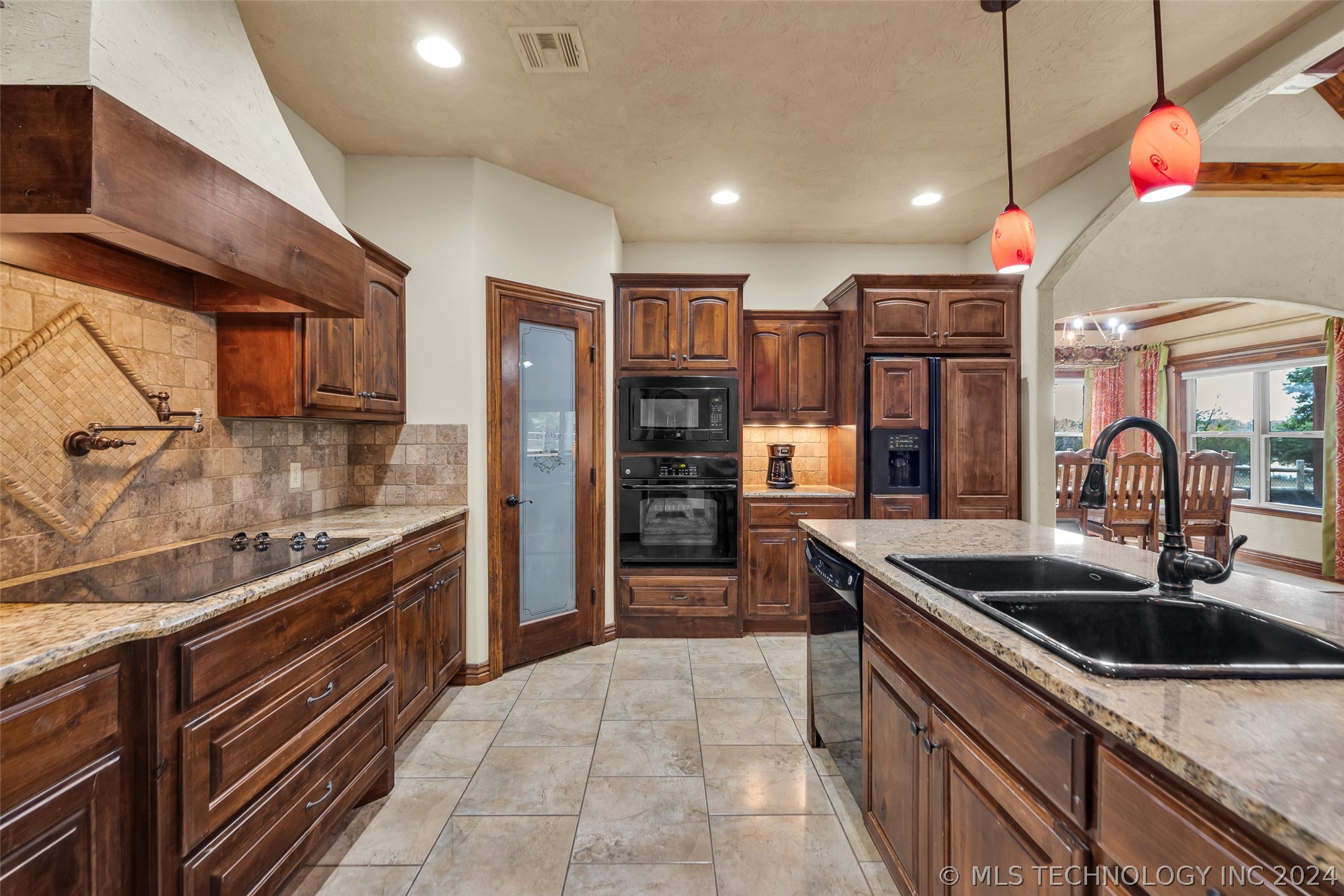 1500 S Possum Trak Street