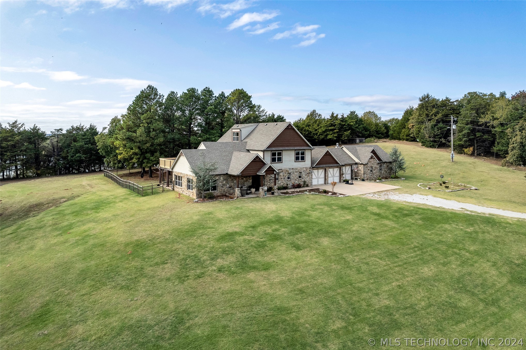 1500 S Possum Trak Street