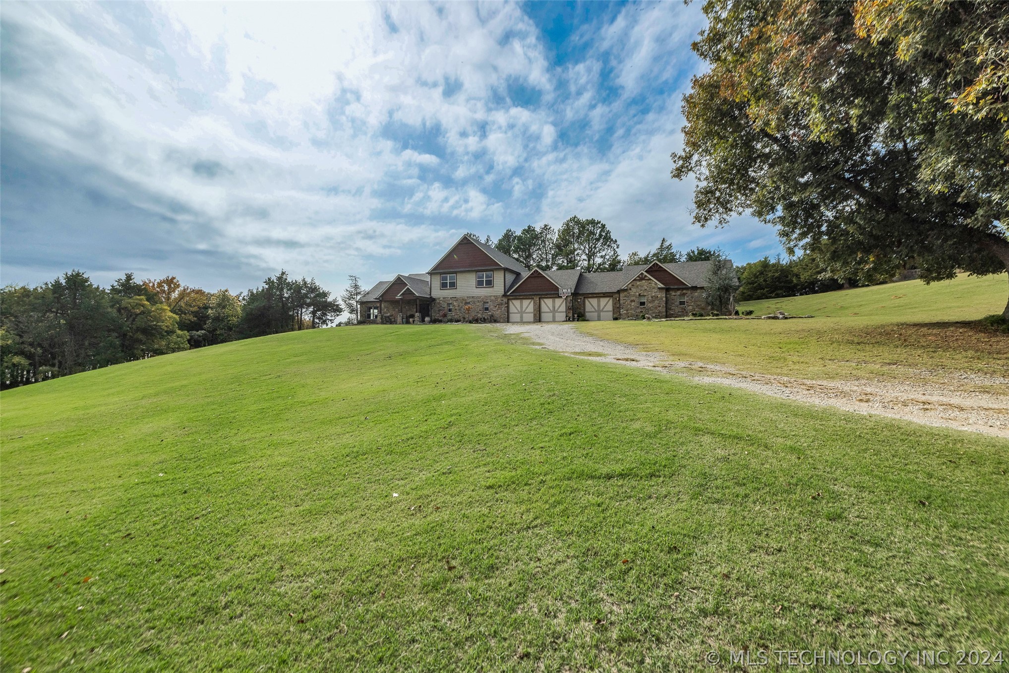 1500 S Possum Trak Street