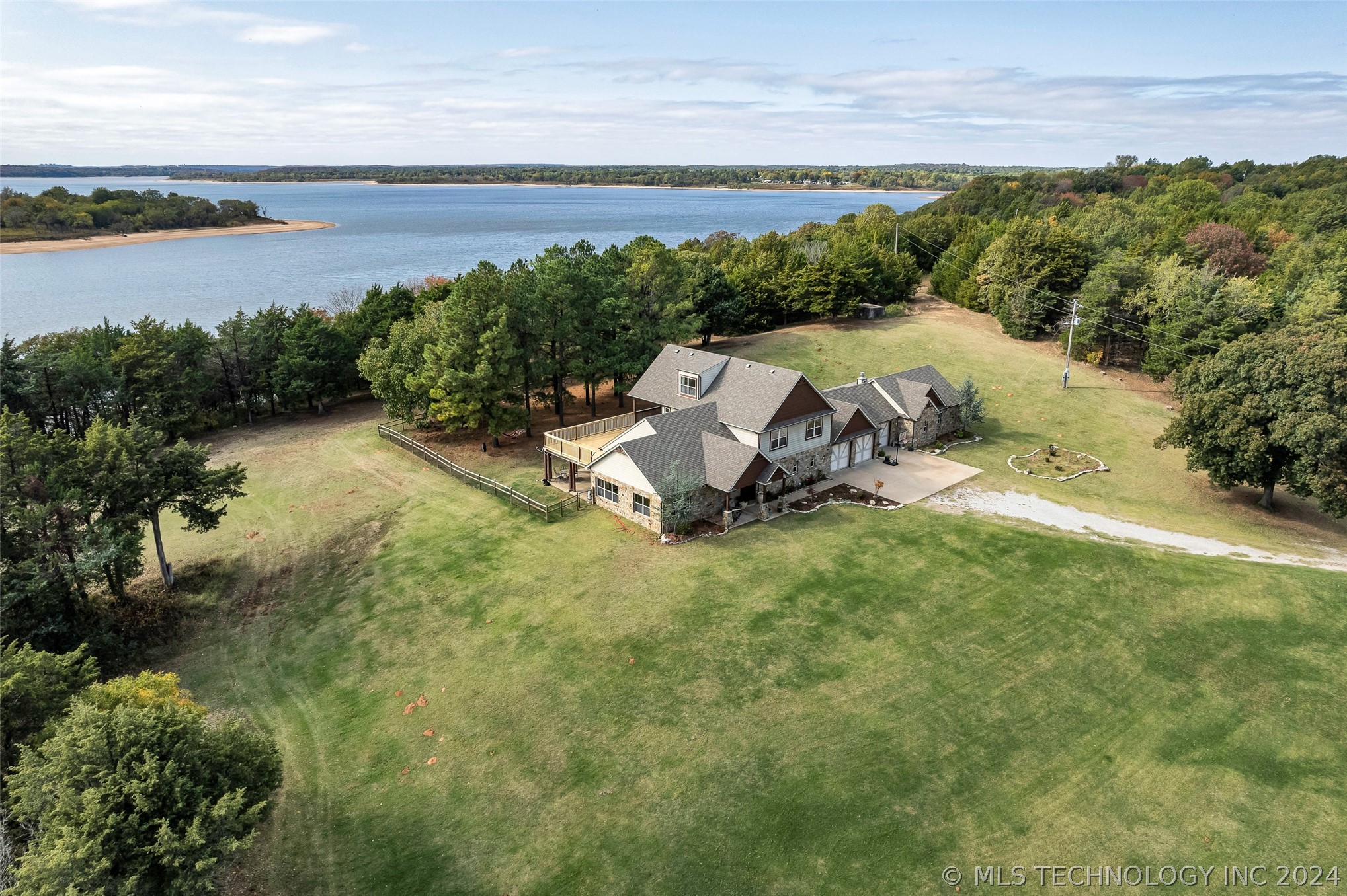 1500 S Possum Trak Street