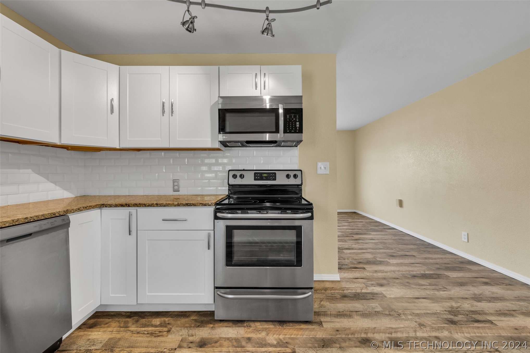 107 W 41st Street