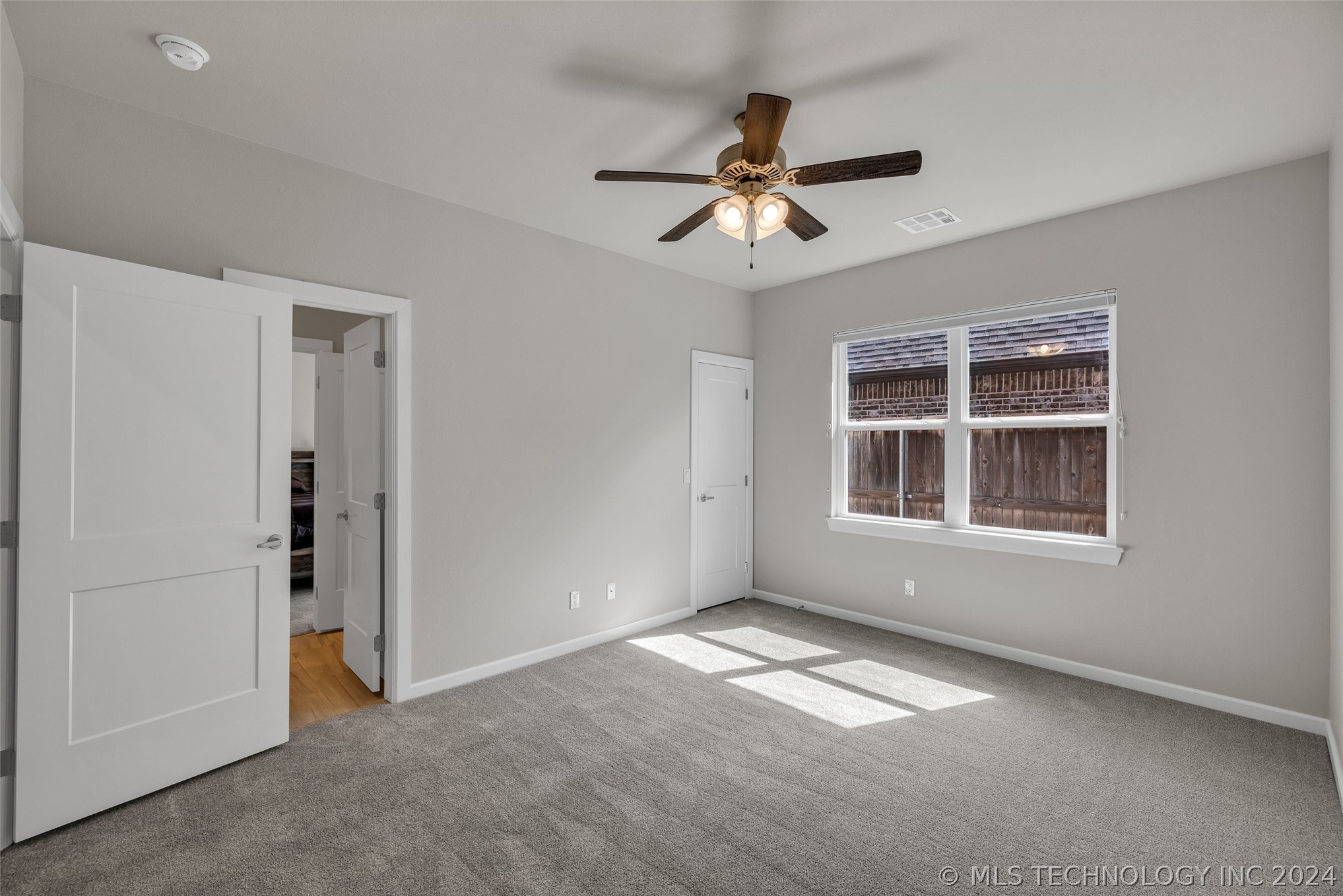 3304 W Delmar Street