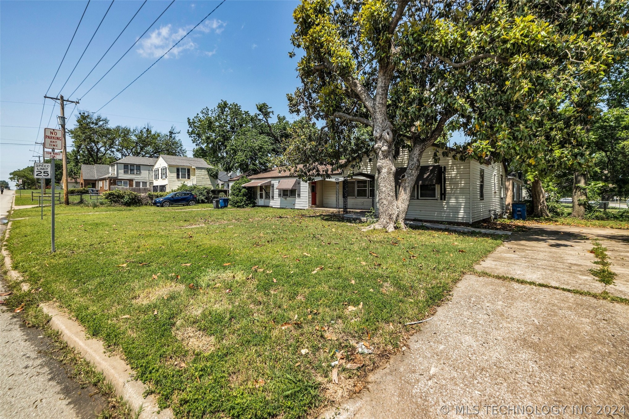 3615 E 17th Street