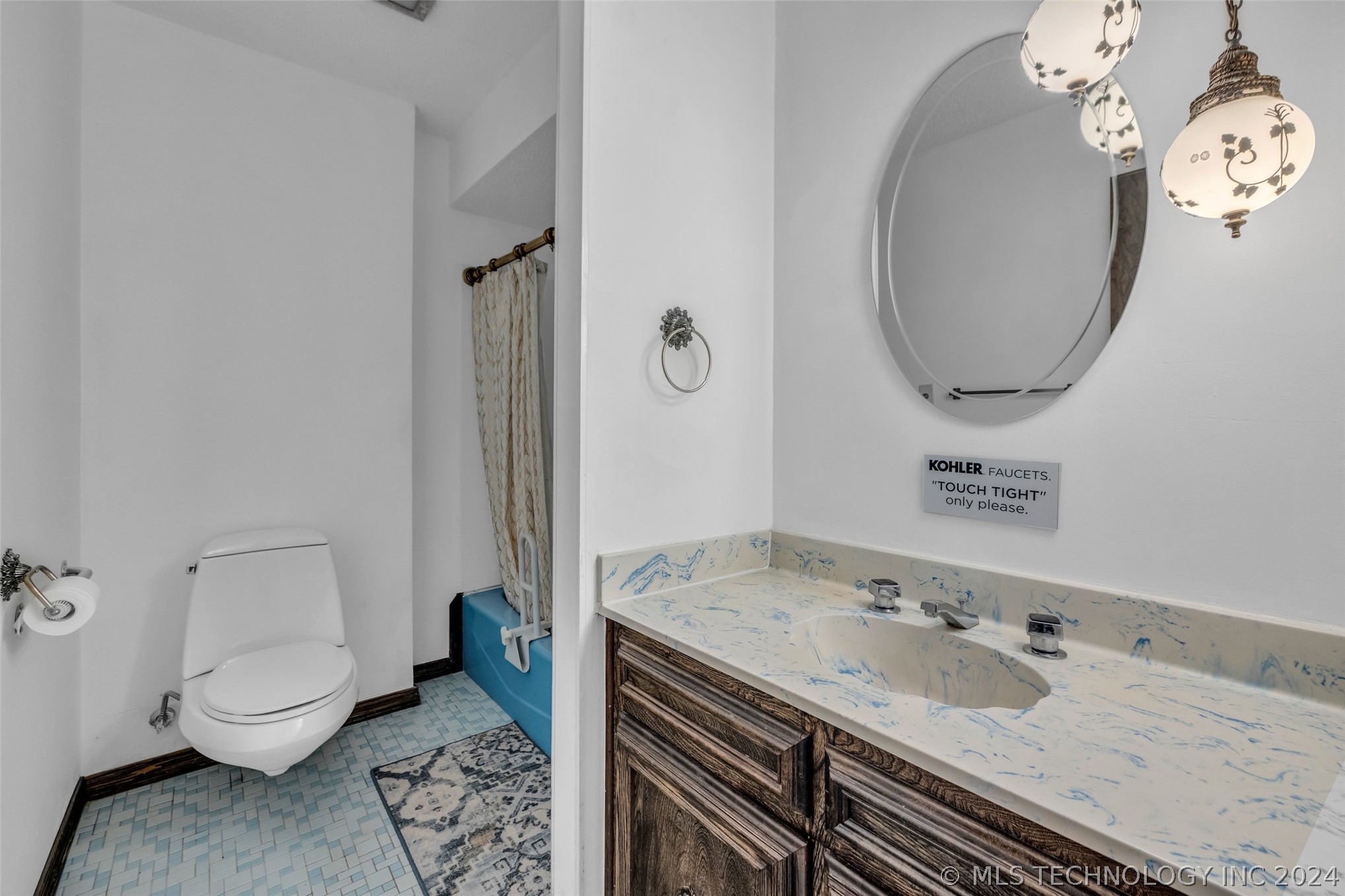 4524 W 86th Street S