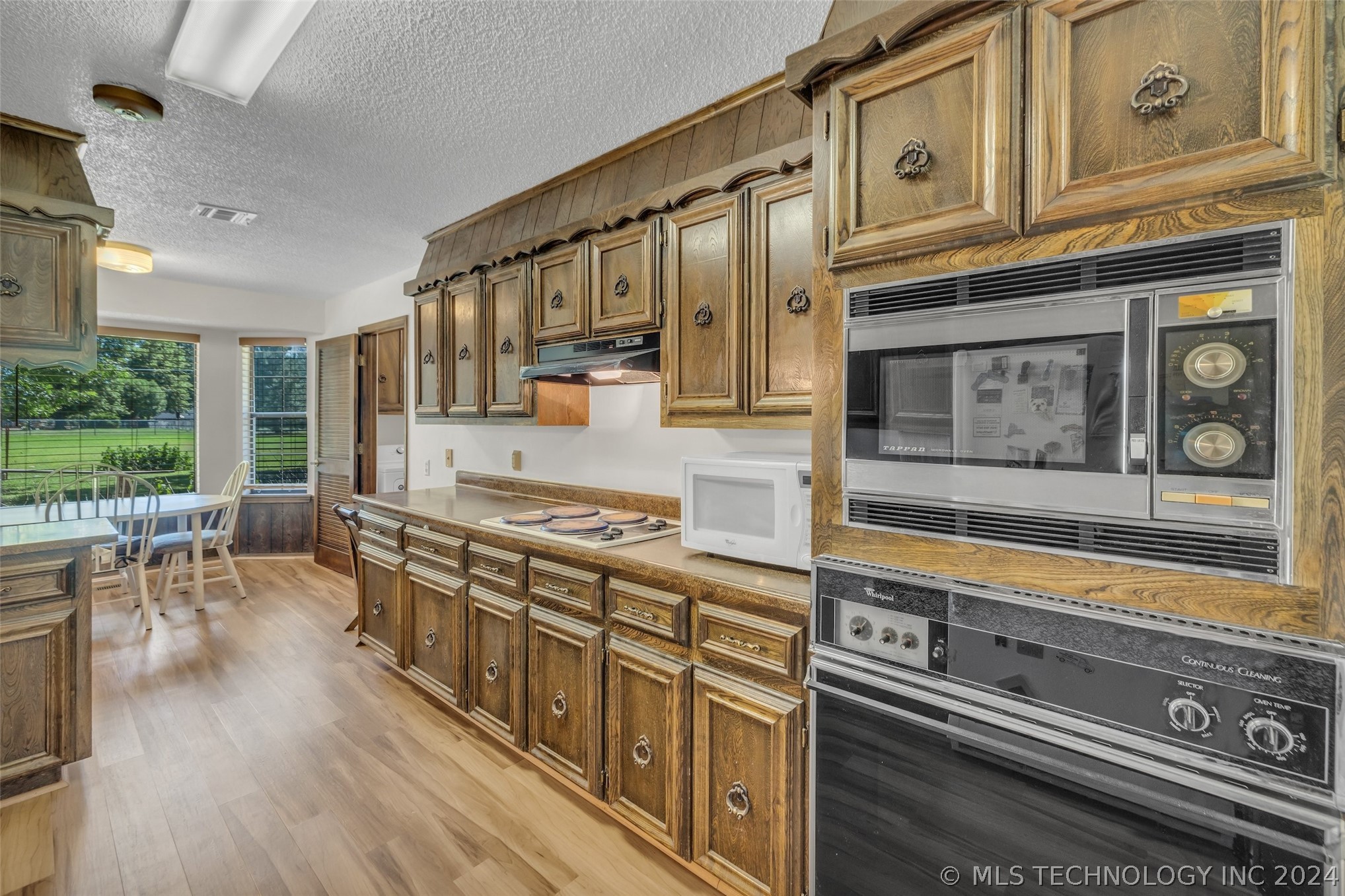 4524 W 86th Street S