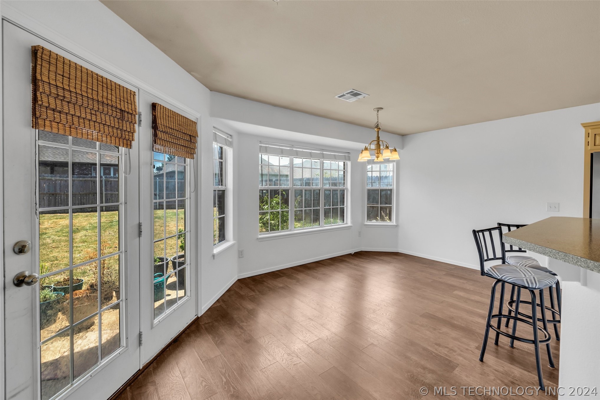 1704 W 119th Place S