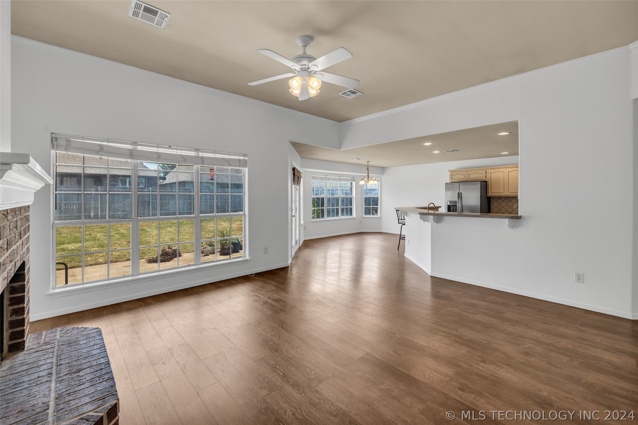 1704 W 119th Place S