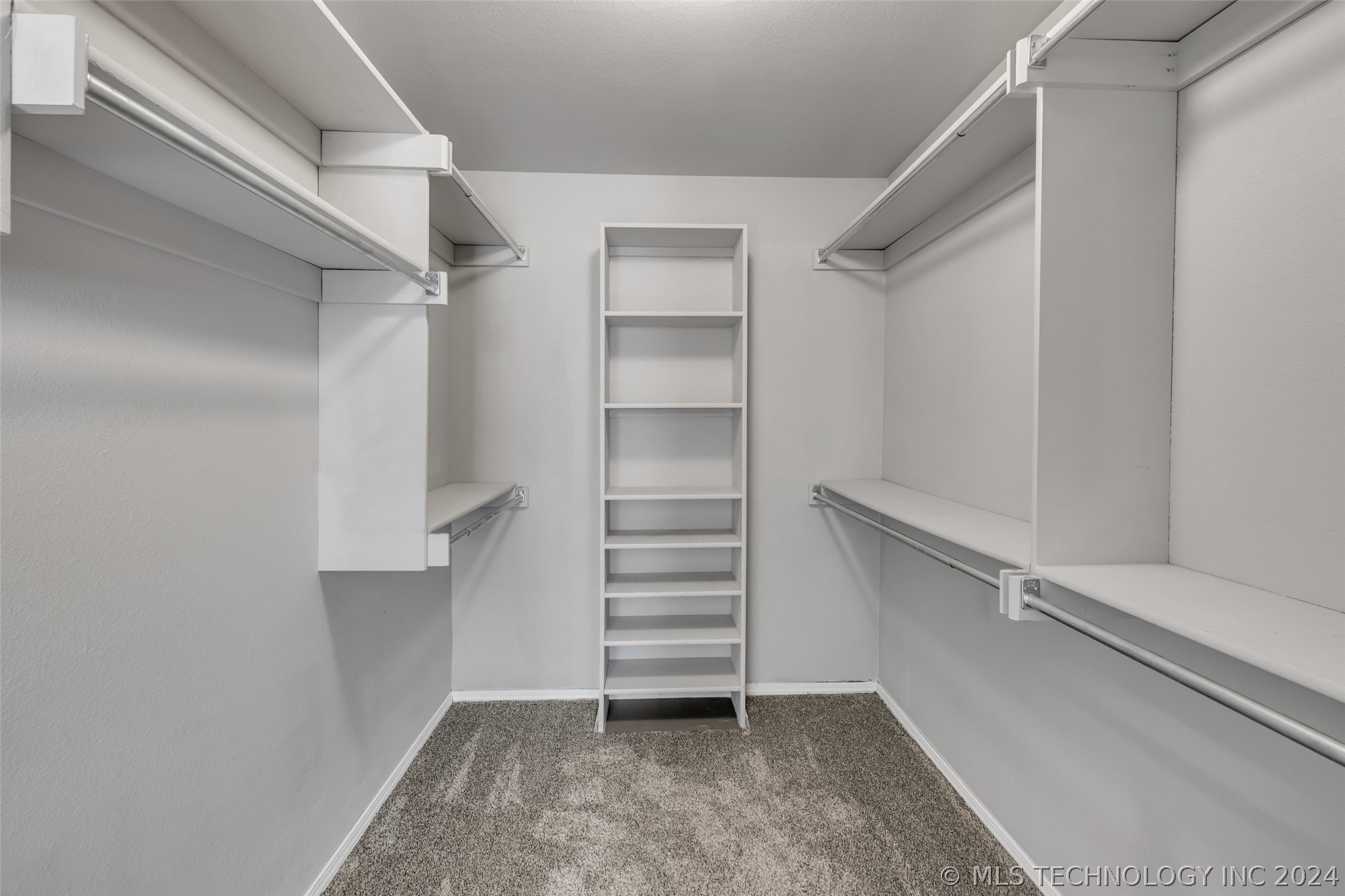 1704 W 119th Place S