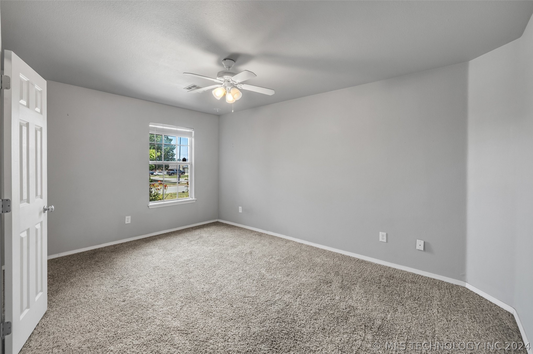 1704 W 119th Place S