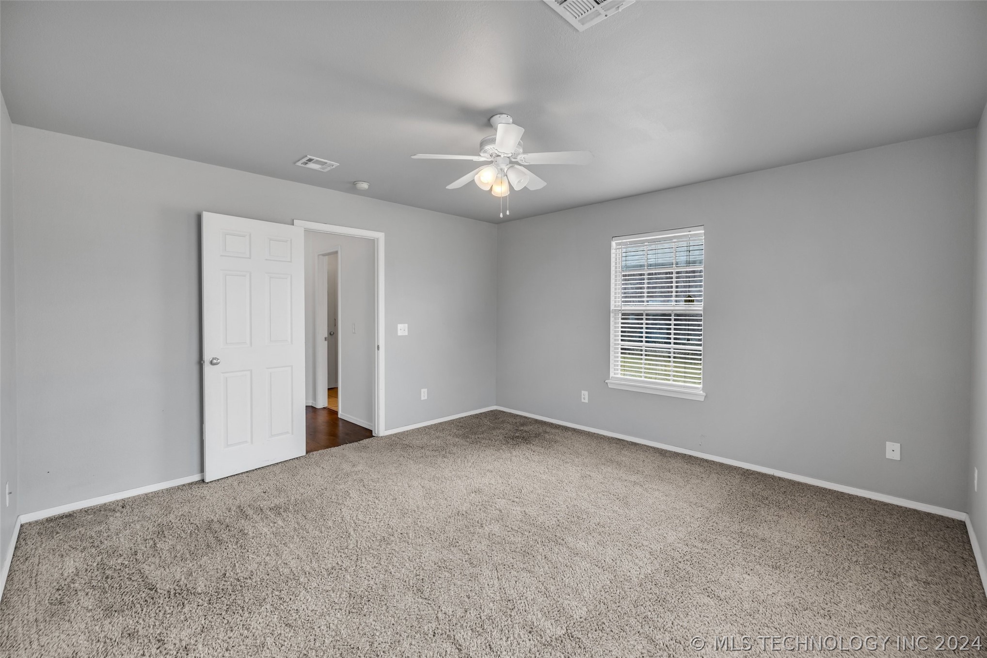 1704 W 119th Place S