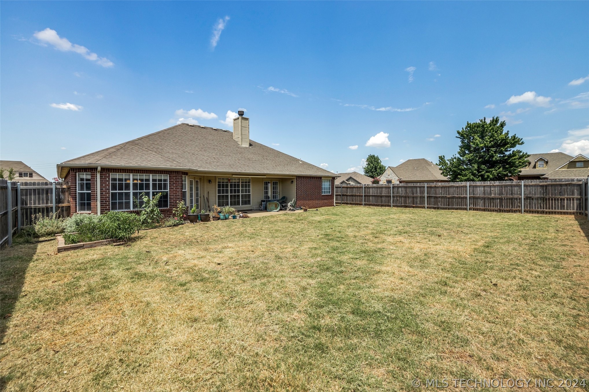 1704 W 119th Place S