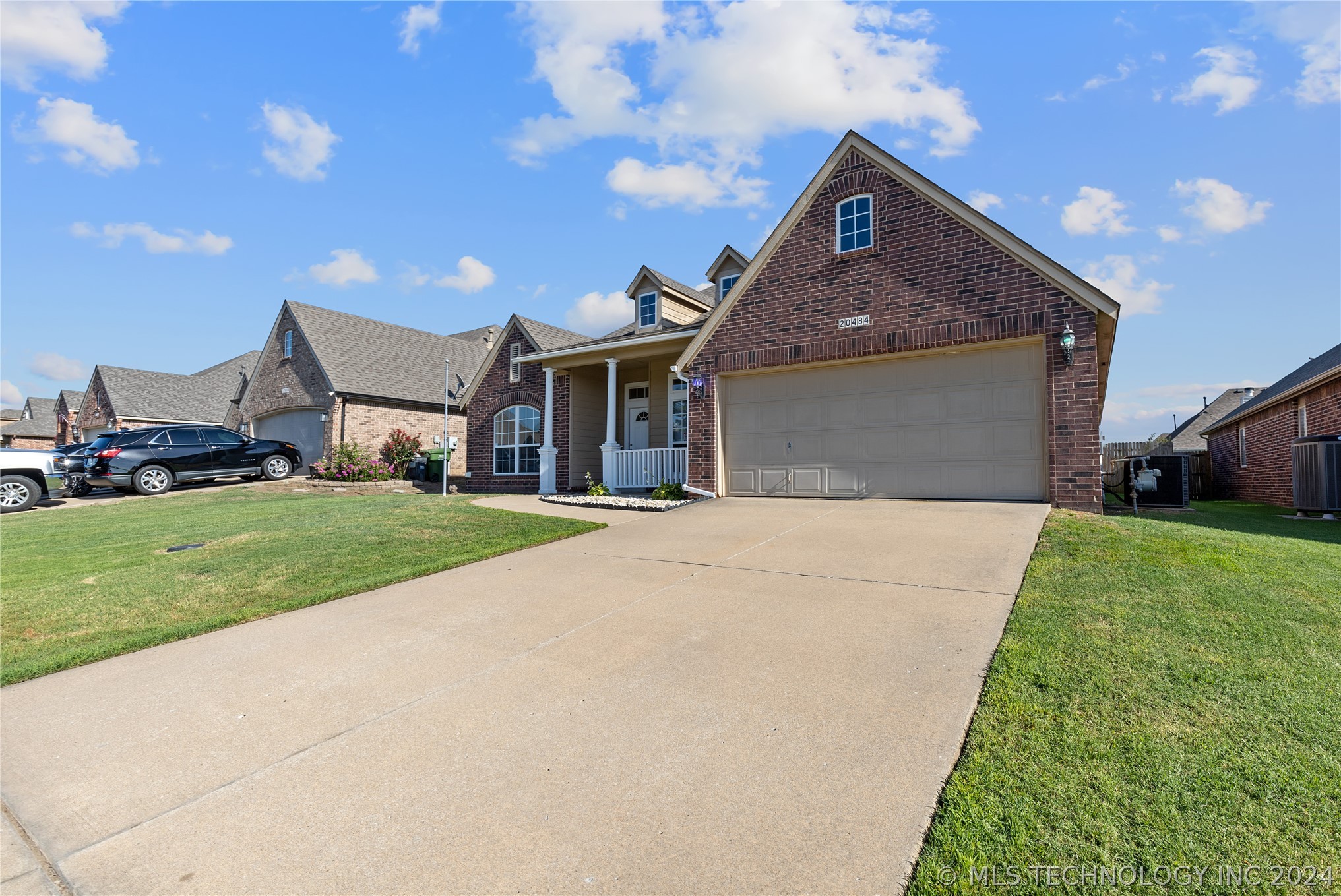 20484 E 34th Place S