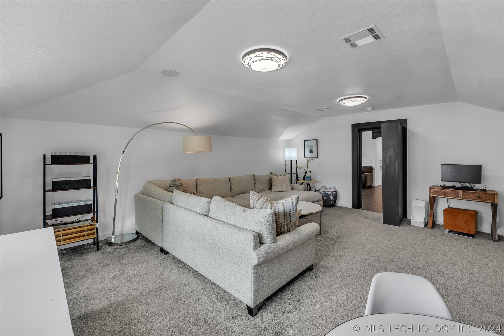 8838 S Quebec Avenue