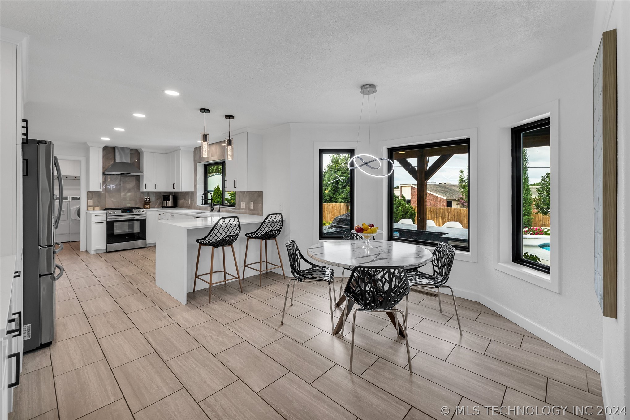 8838 S Quebec Avenue