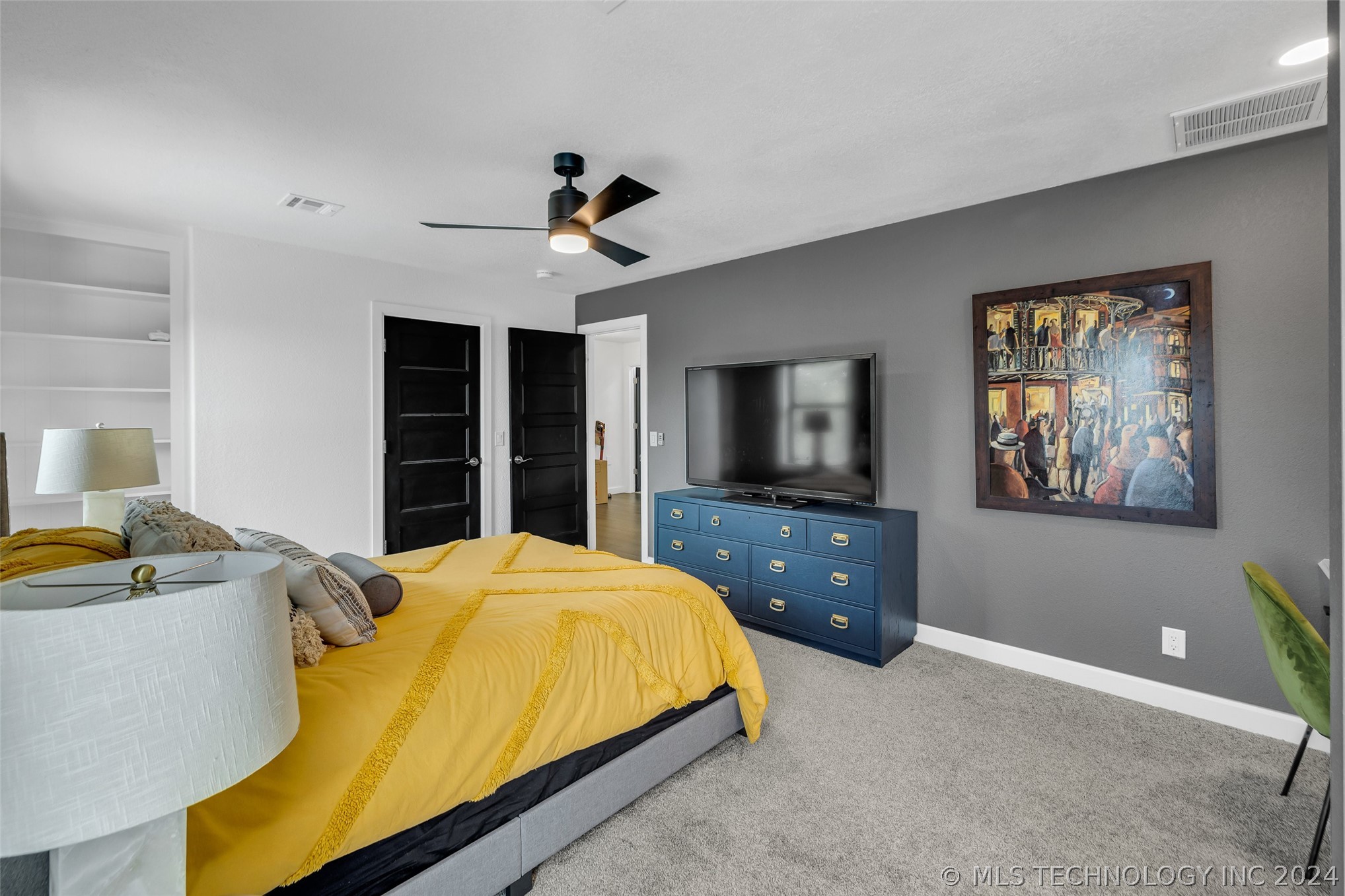 8838 S Quebec Avenue