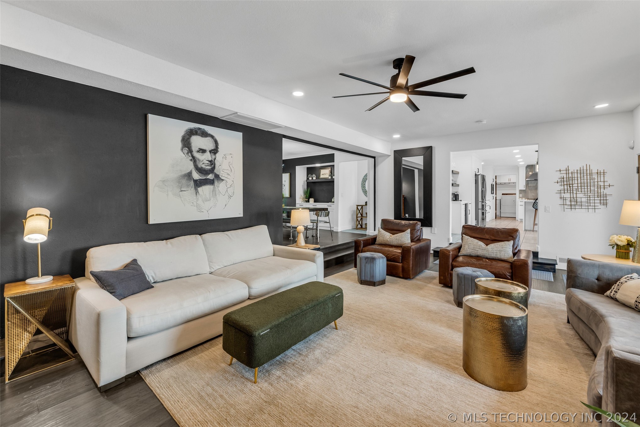 8838 S Quebec Avenue