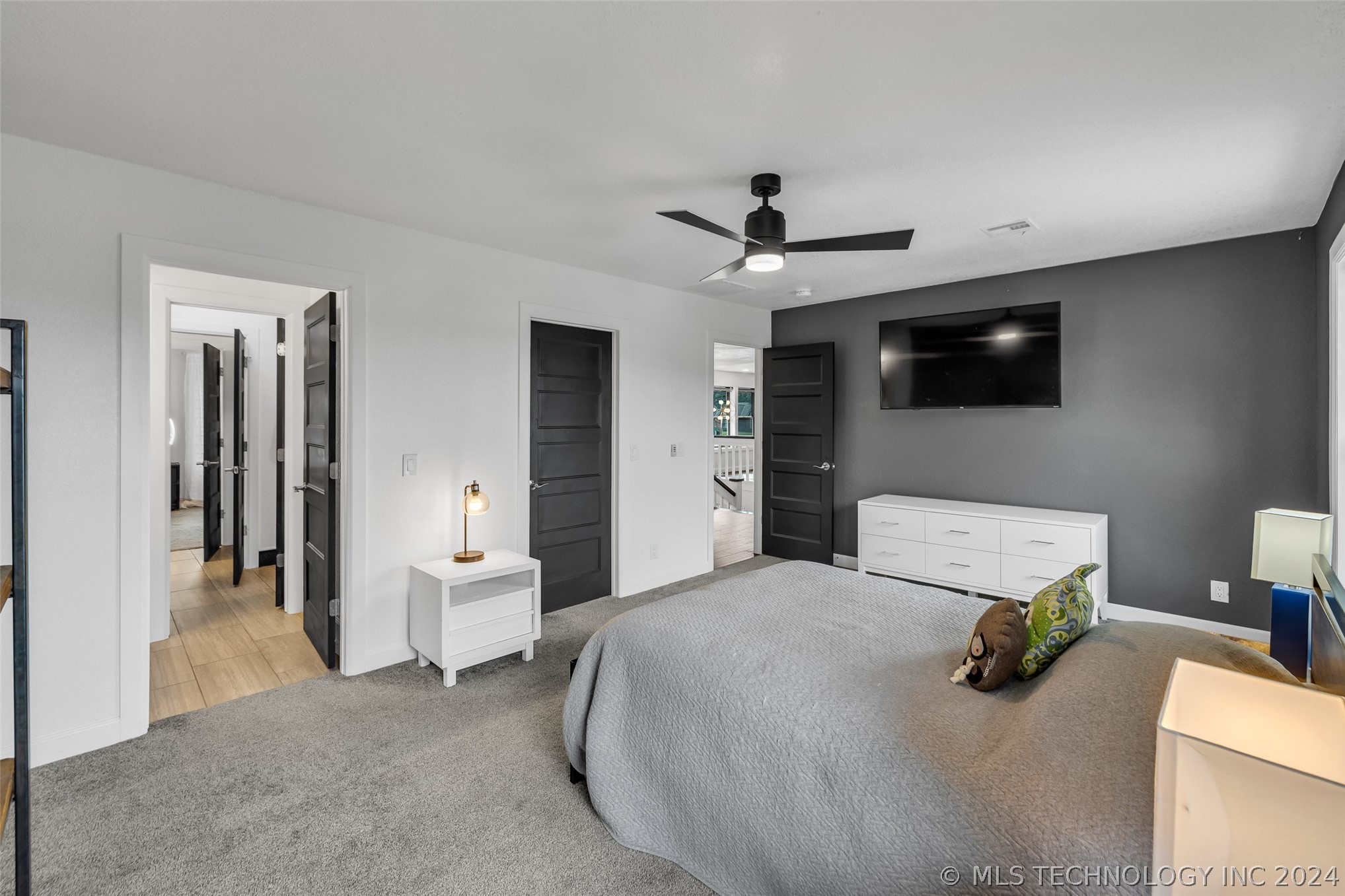 8838 S Quebec Avenue